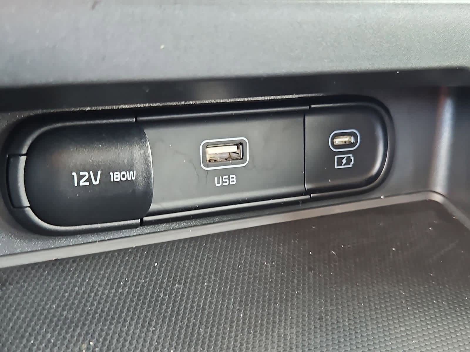 Thumbnail: 2025 Kia Soul - 29