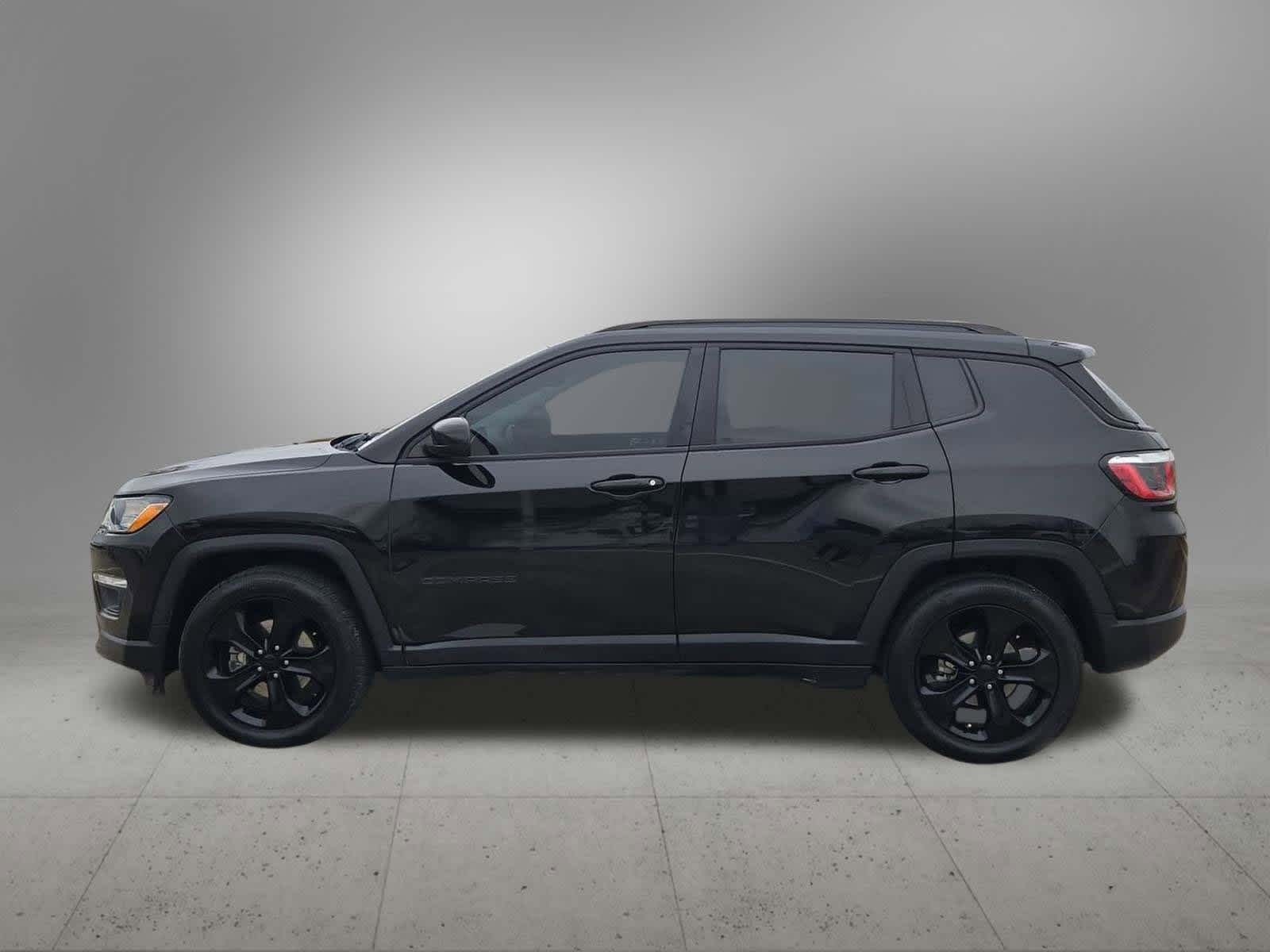 Thumbnail: 2019 Jeep Compass - 3