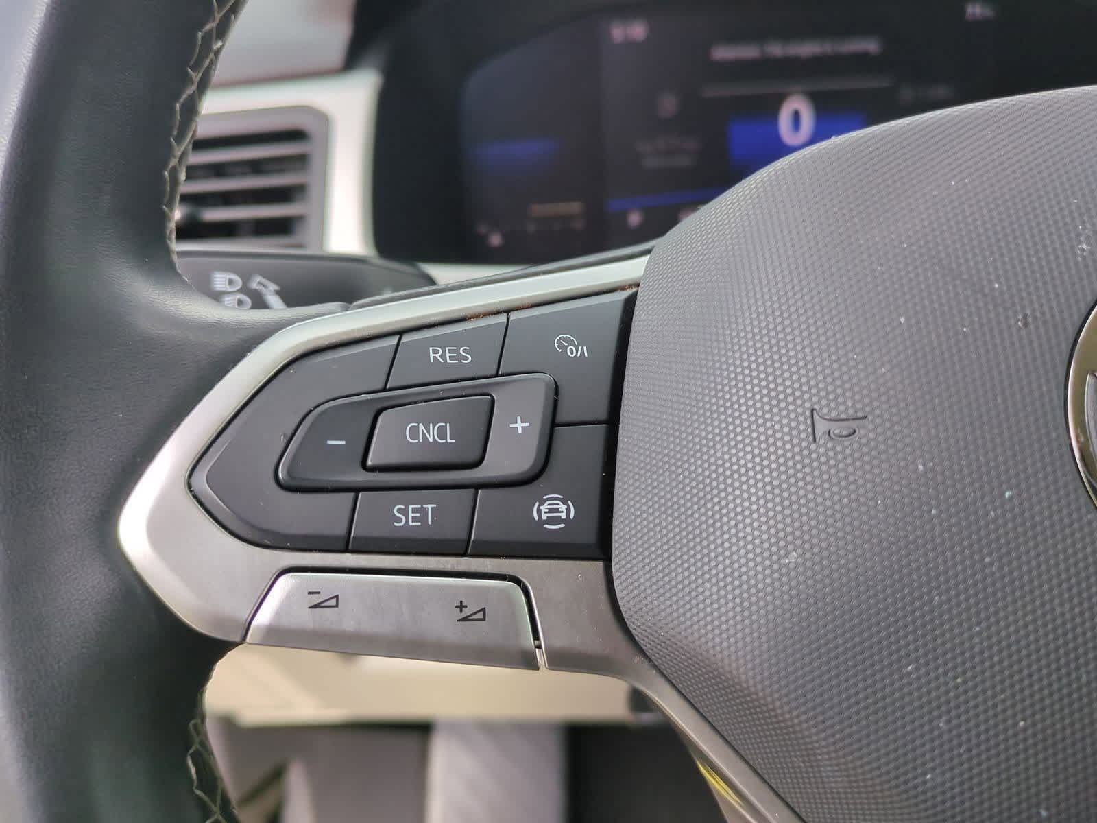 Thumbnail: 2022 Volkswagen Atlas - 22