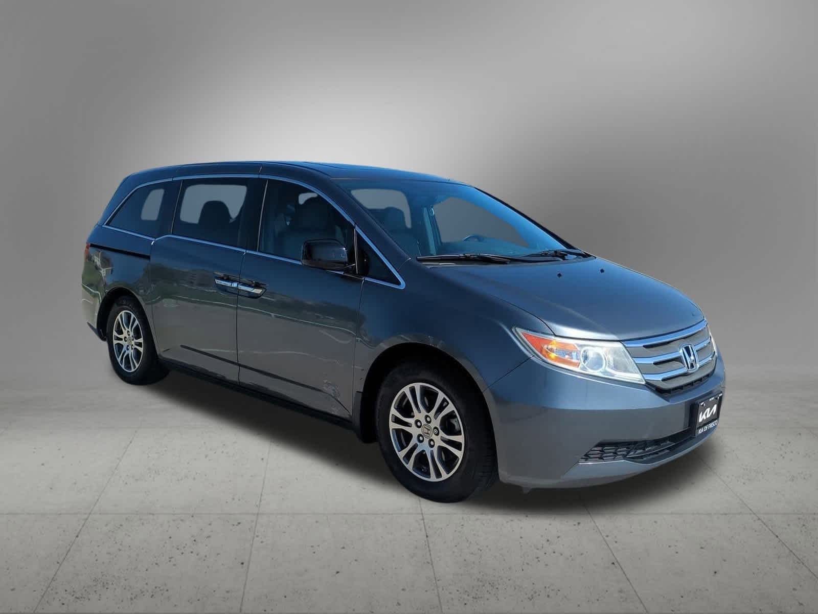 Thumbnail: 2013 Honda Odyssey - 8