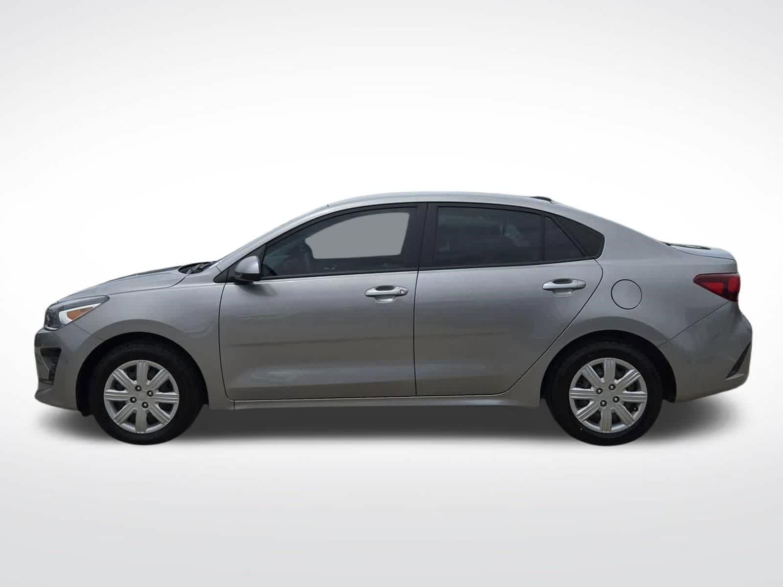 Thumbnail: 2023 Kia Rio - 4