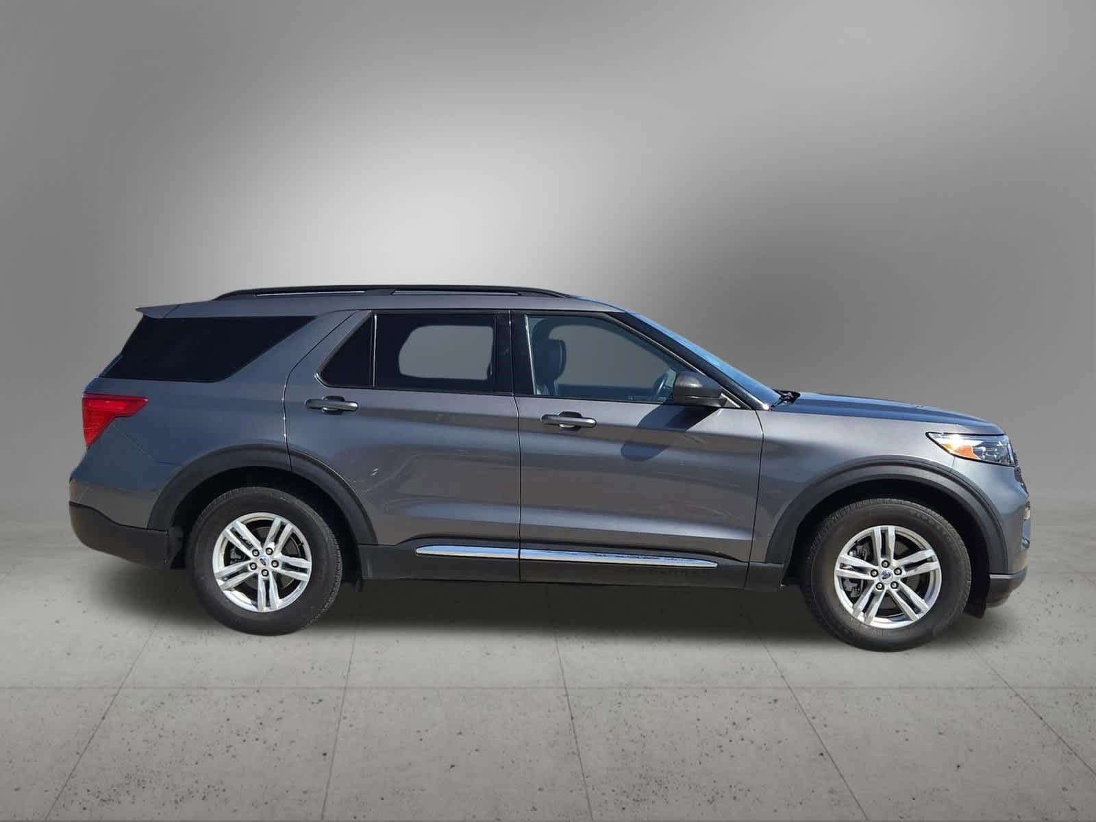 Thumbnail: 2023 Ford Explorer - 7