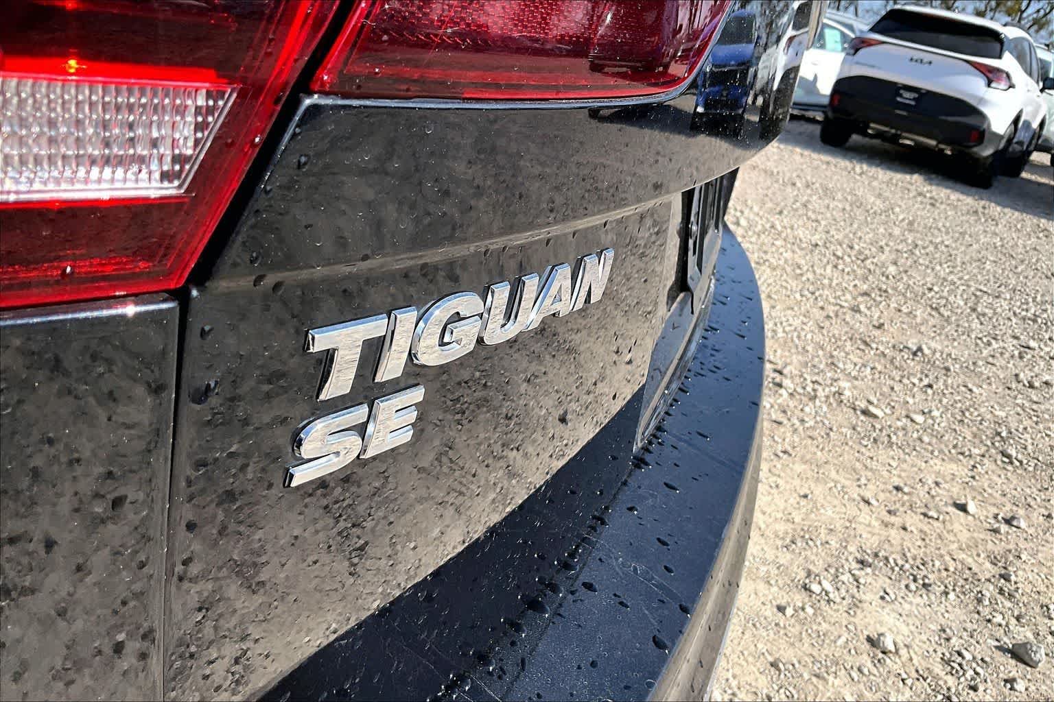 Thumbnail: 2021 Volkswagen Tiguan - 27
