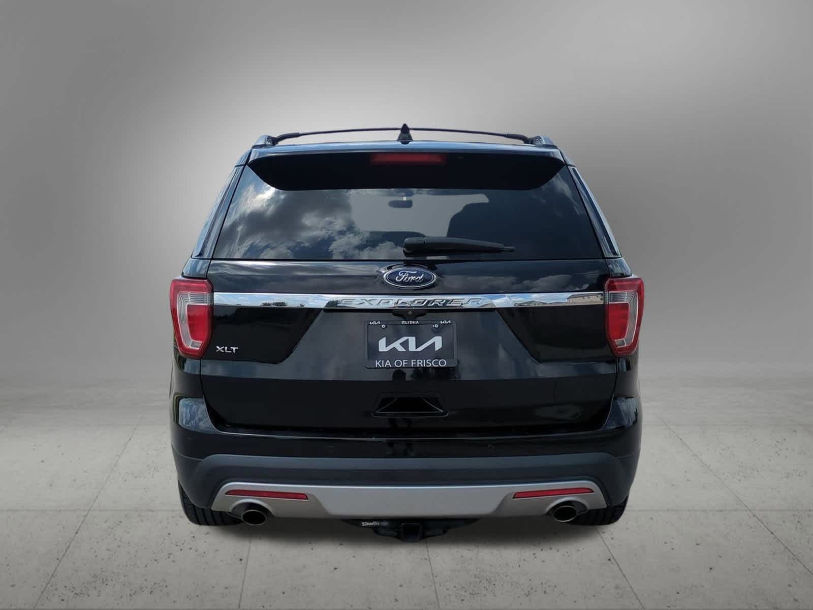Thumbnail: 2017 Ford Explorer - 5
