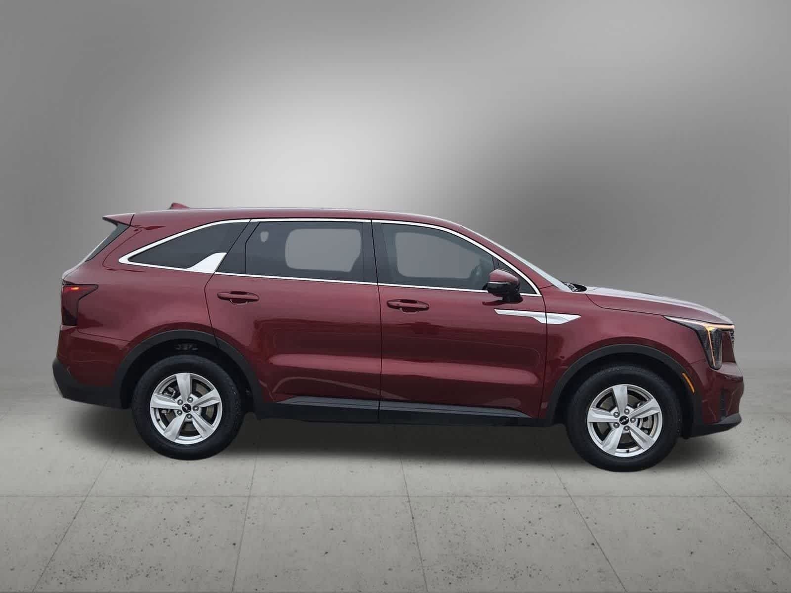 Thumbnail: 2025 Kia Sorento - 7