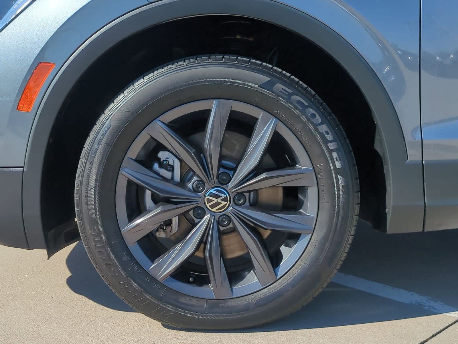 Thumbnail: 2022 Volkswagen Tiguan - 12