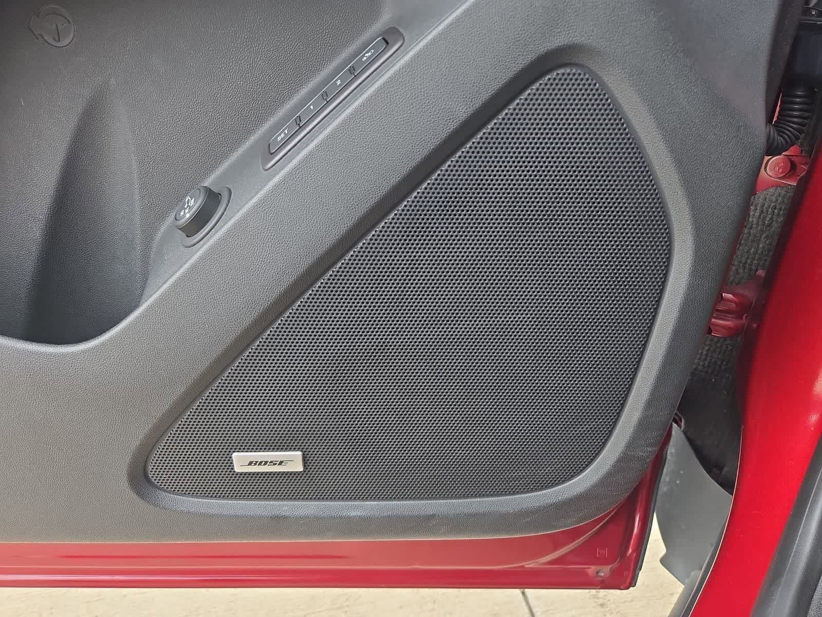 Thumbnail: 2020 Chevrolet Equinox - 30