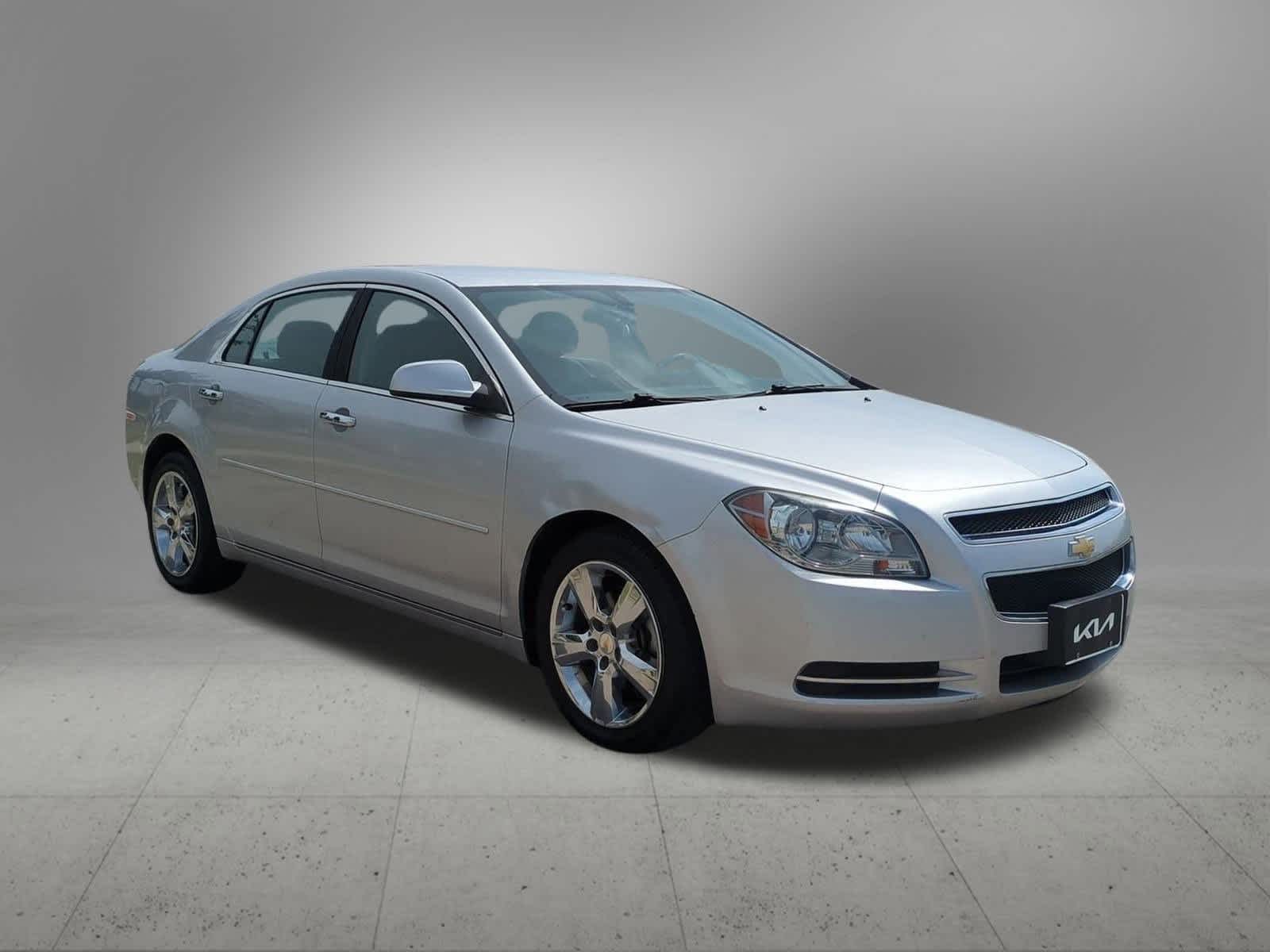 Thumbnail: 2012 Chevrolet Malibu - 8
