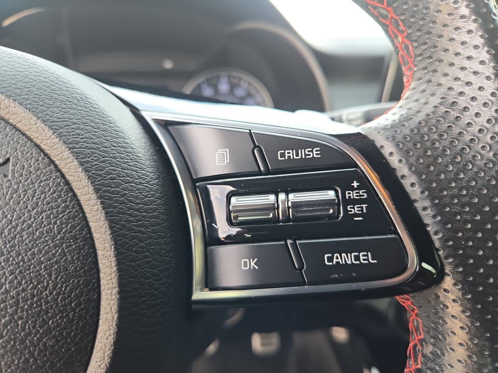 Thumbnail: 2020 Kia Forte - 24