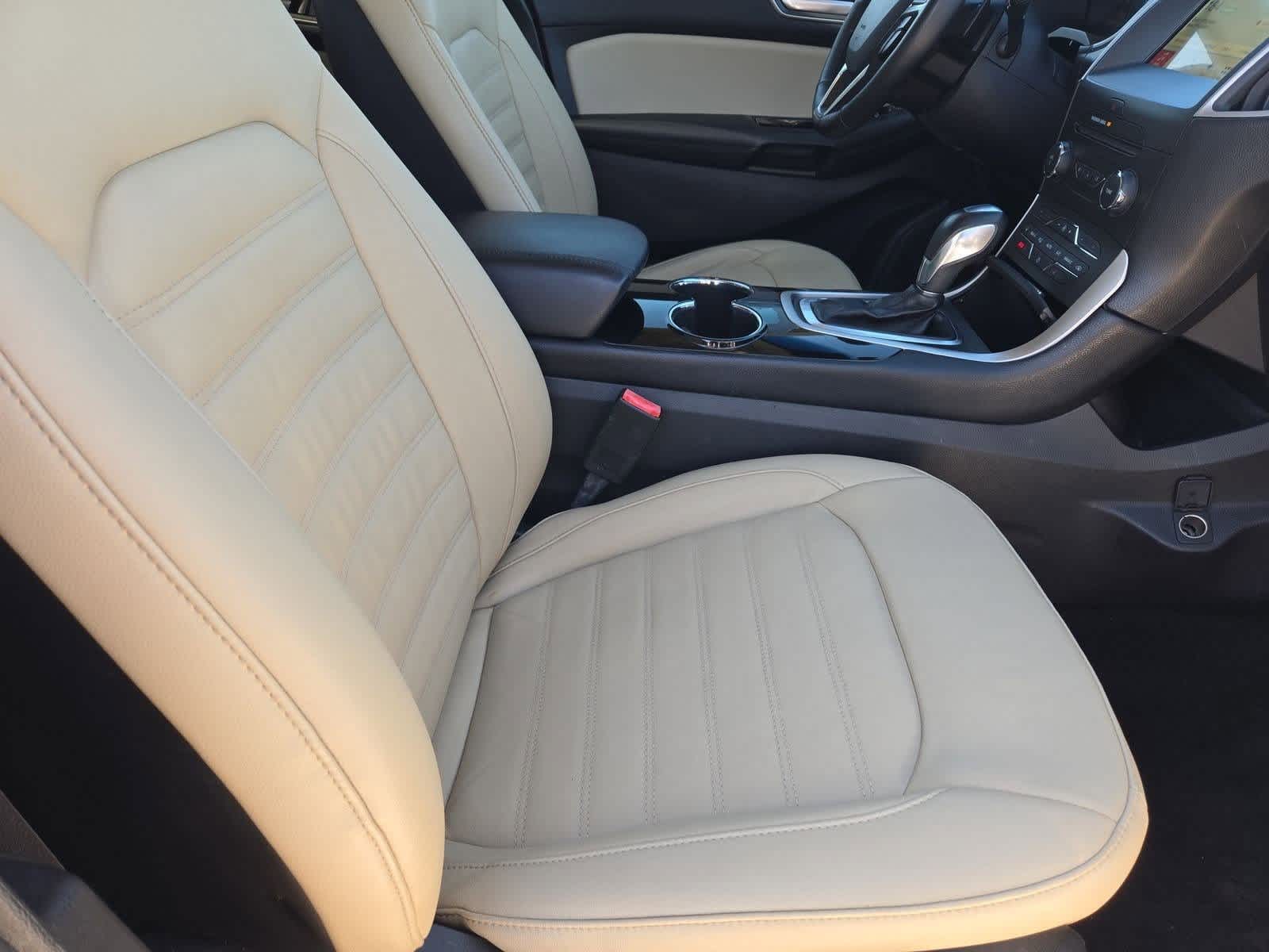 Thumbnail: 2018 Ford Edge - 20