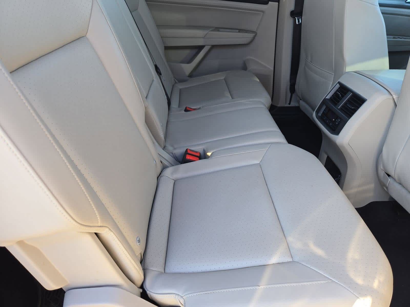 Thumbnail: 2018 Volkswagen Atlas - 20