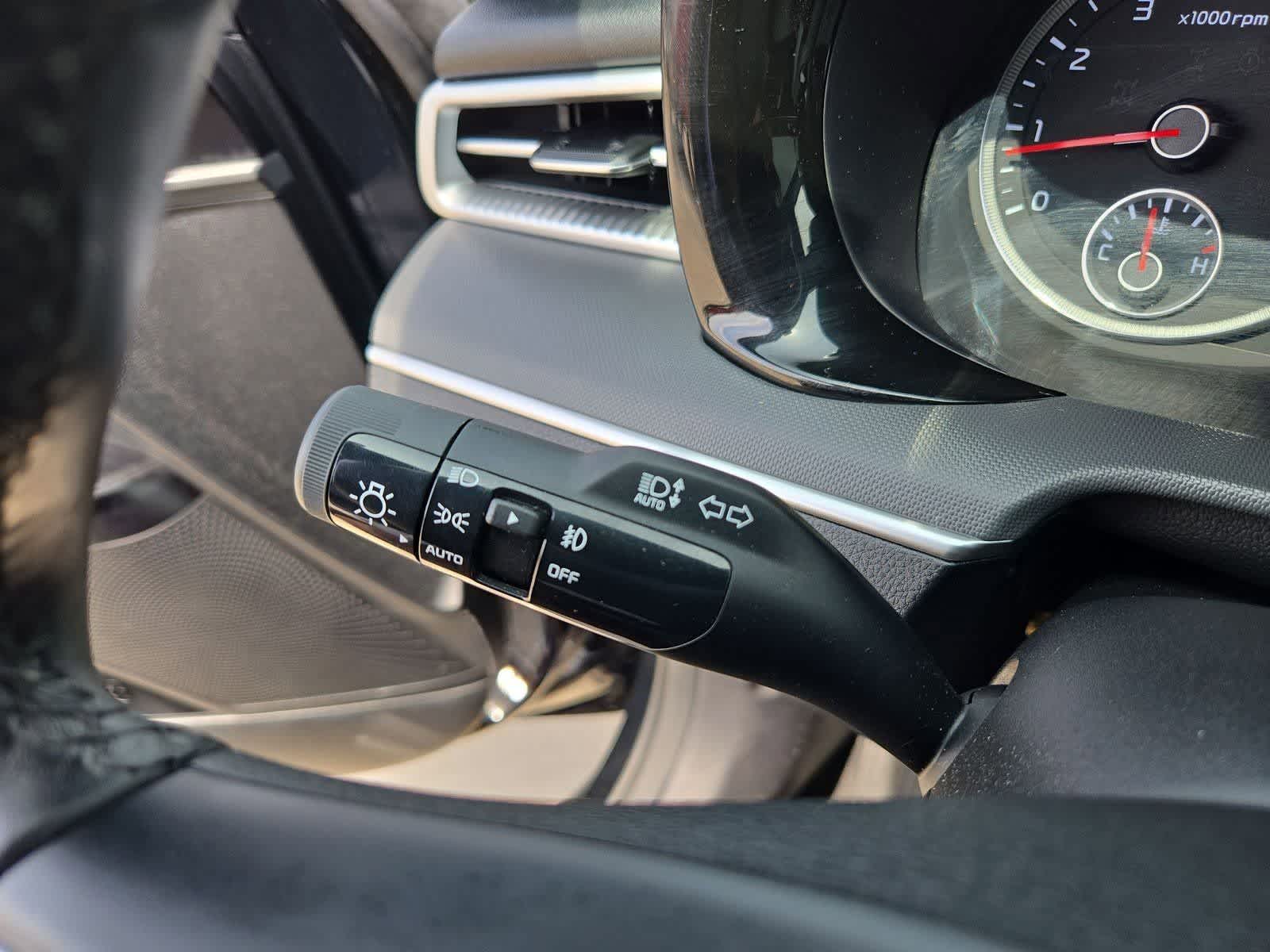 Thumbnail: 2023 Kia K5 - 24