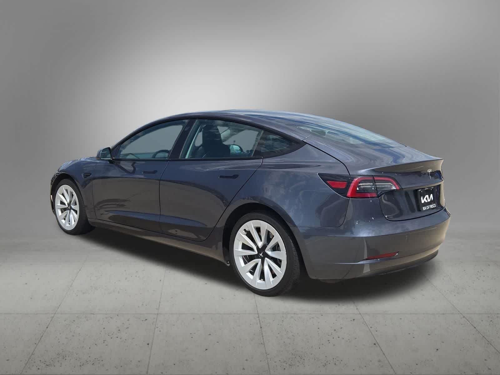 Thumbnail: 2023 Tesla Model 3 - 9