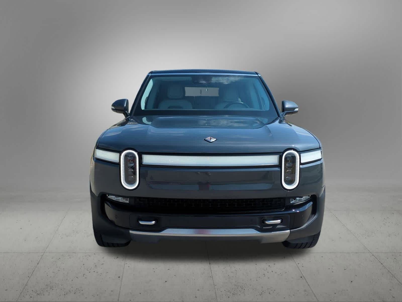 Thumbnail: 2023 Rivian R1S - 9