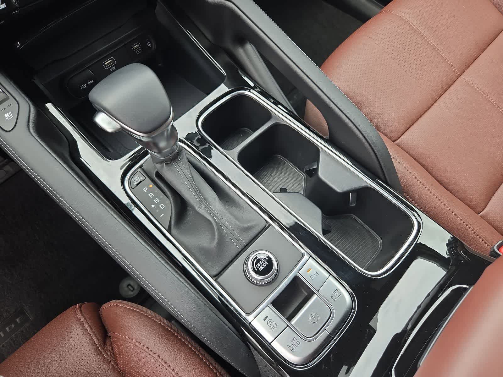 Thumbnail: 2025 Kia Telluride - 32