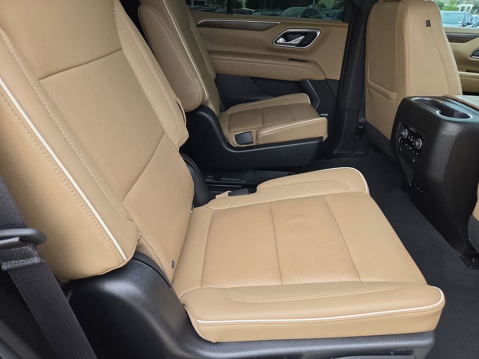 Thumbnail: 2021 Chevrolet Tahoe - 18