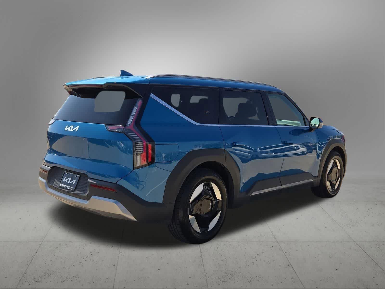 Thumbnail: 2024 Kia EV9 - 6