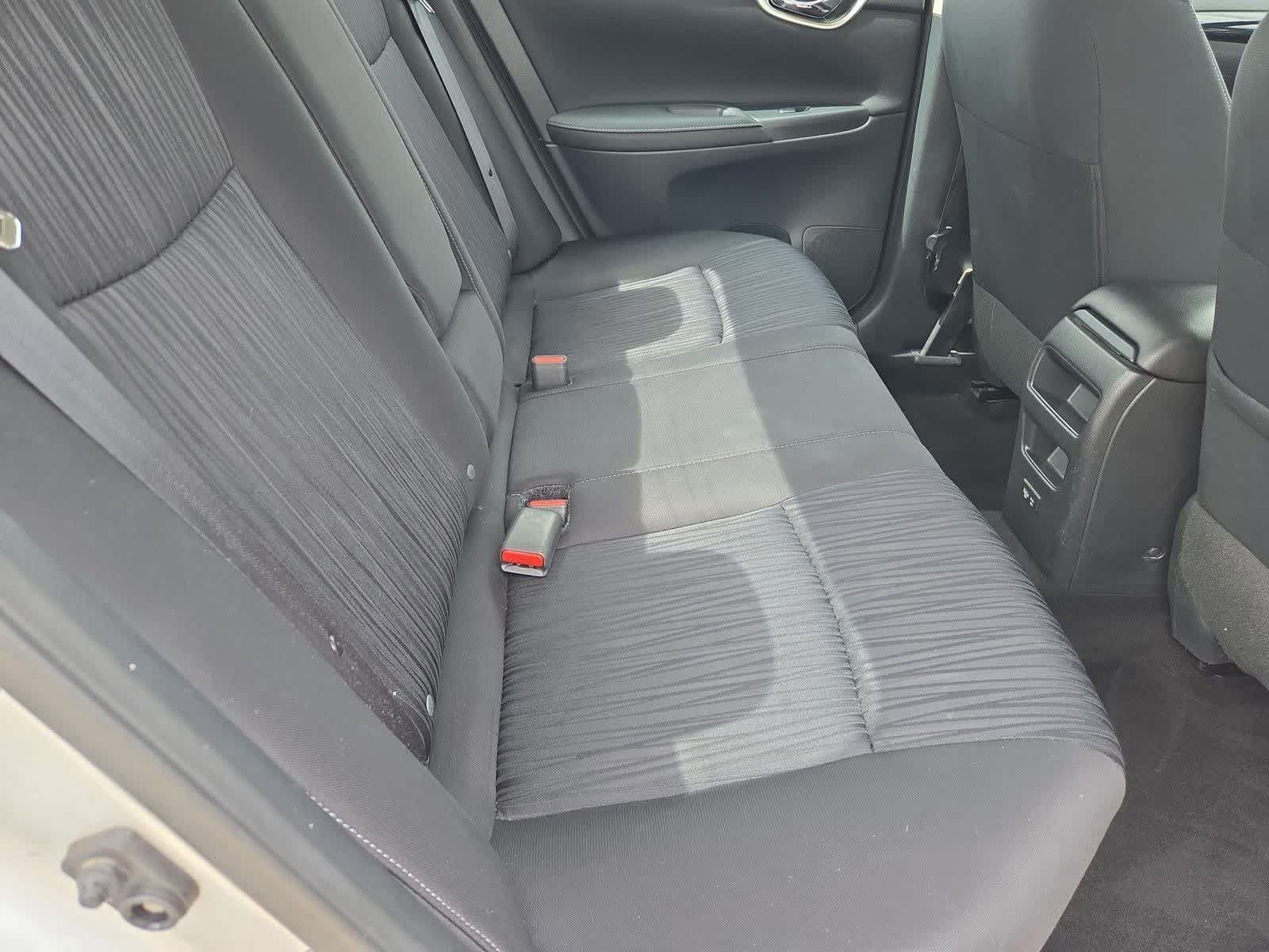 Thumbnail: 2019 Nissan Sentra - 18