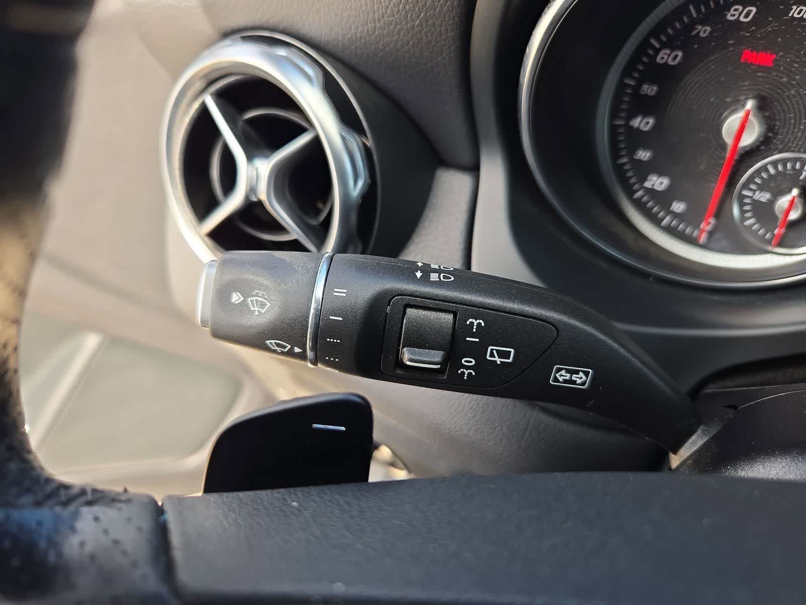 Thumbnail: 2019 Mercedes-Benz GLA - 24