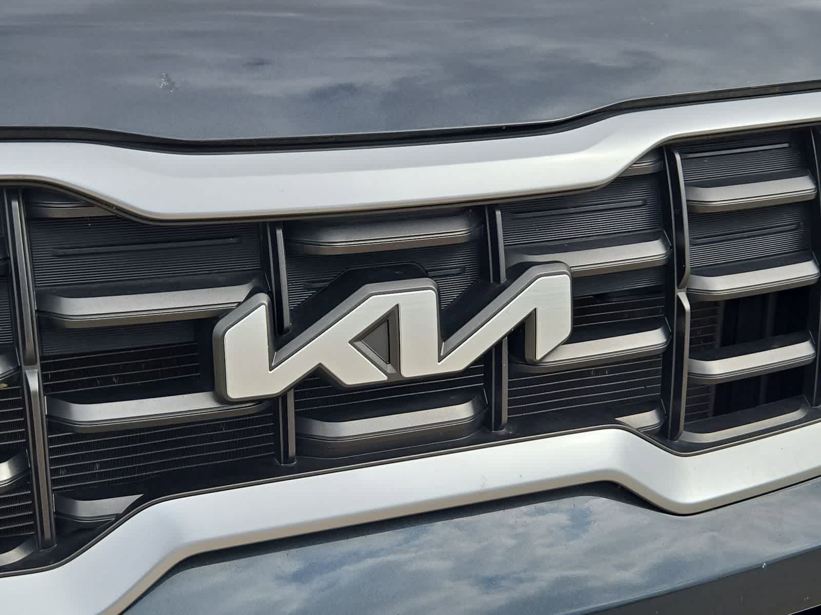 Thumbnail: 2023 Kia Telluride - 10