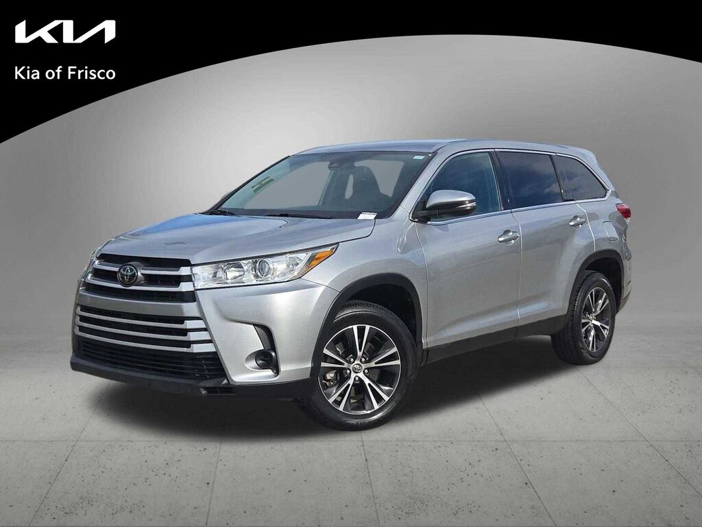 Used 2019 Toyota Highlander LE SUV