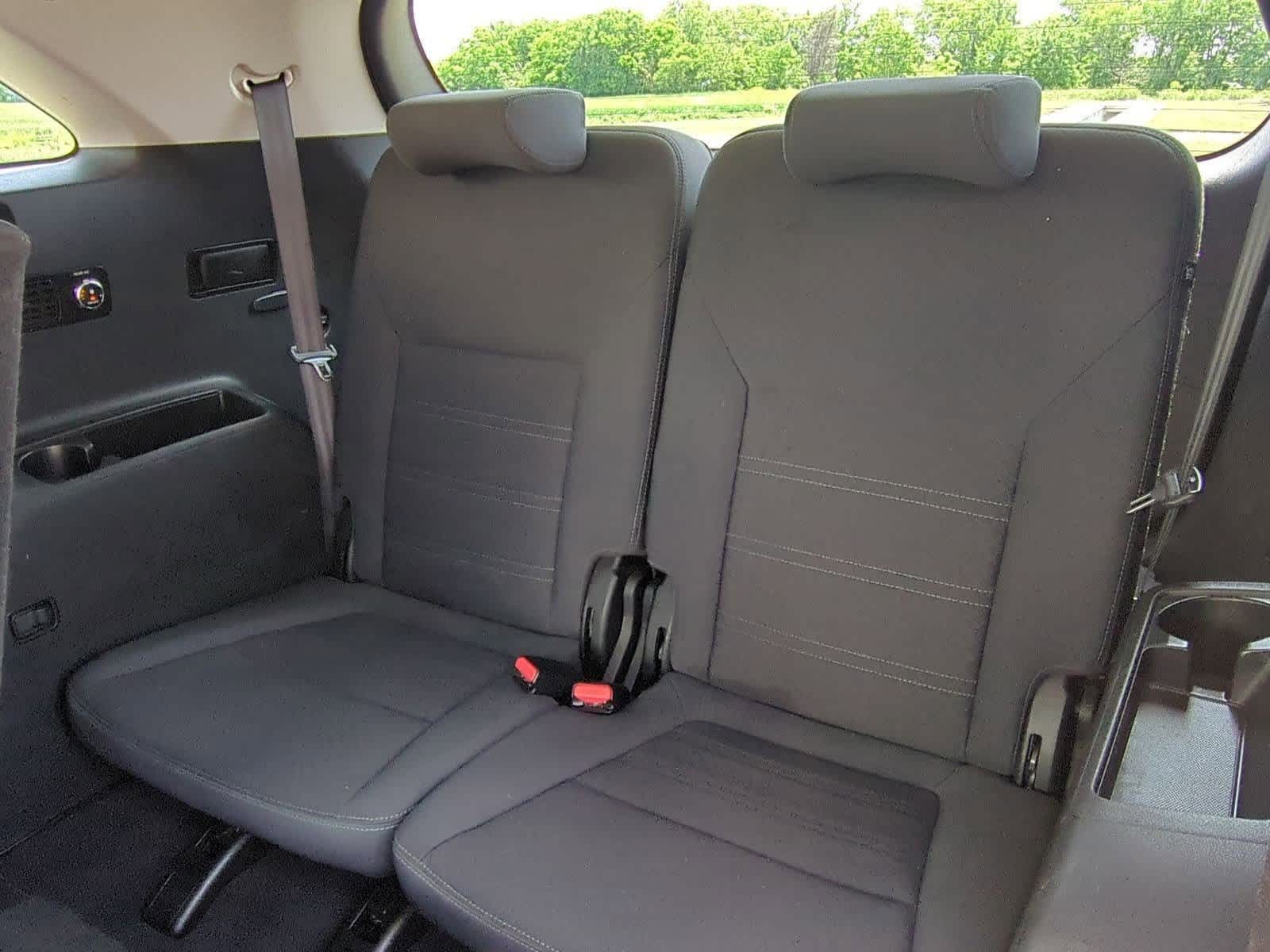 Thumbnail: 2016 Kia Sorento - 34