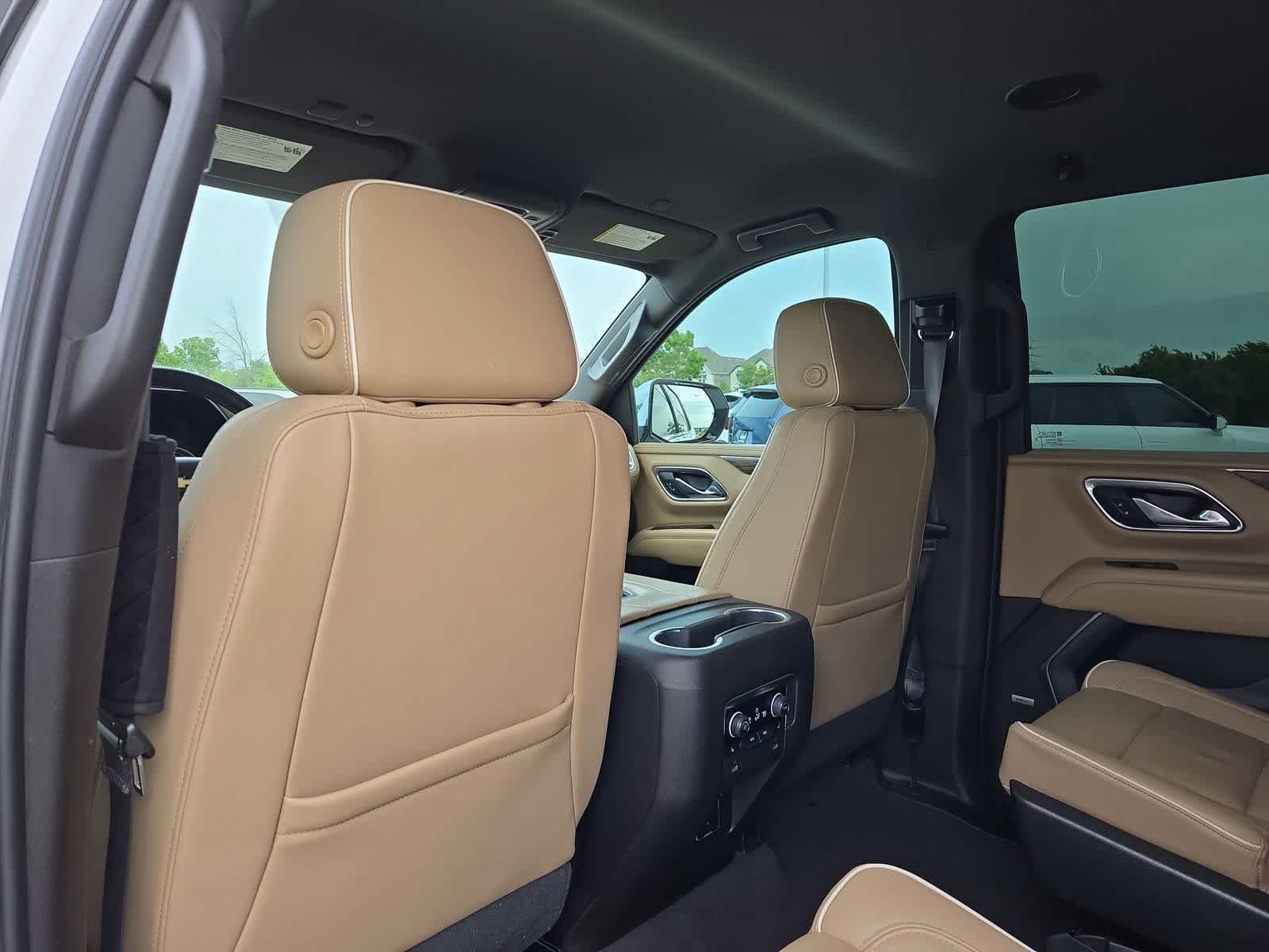 Thumbnail: 2021 Chevrolet Tahoe - 16