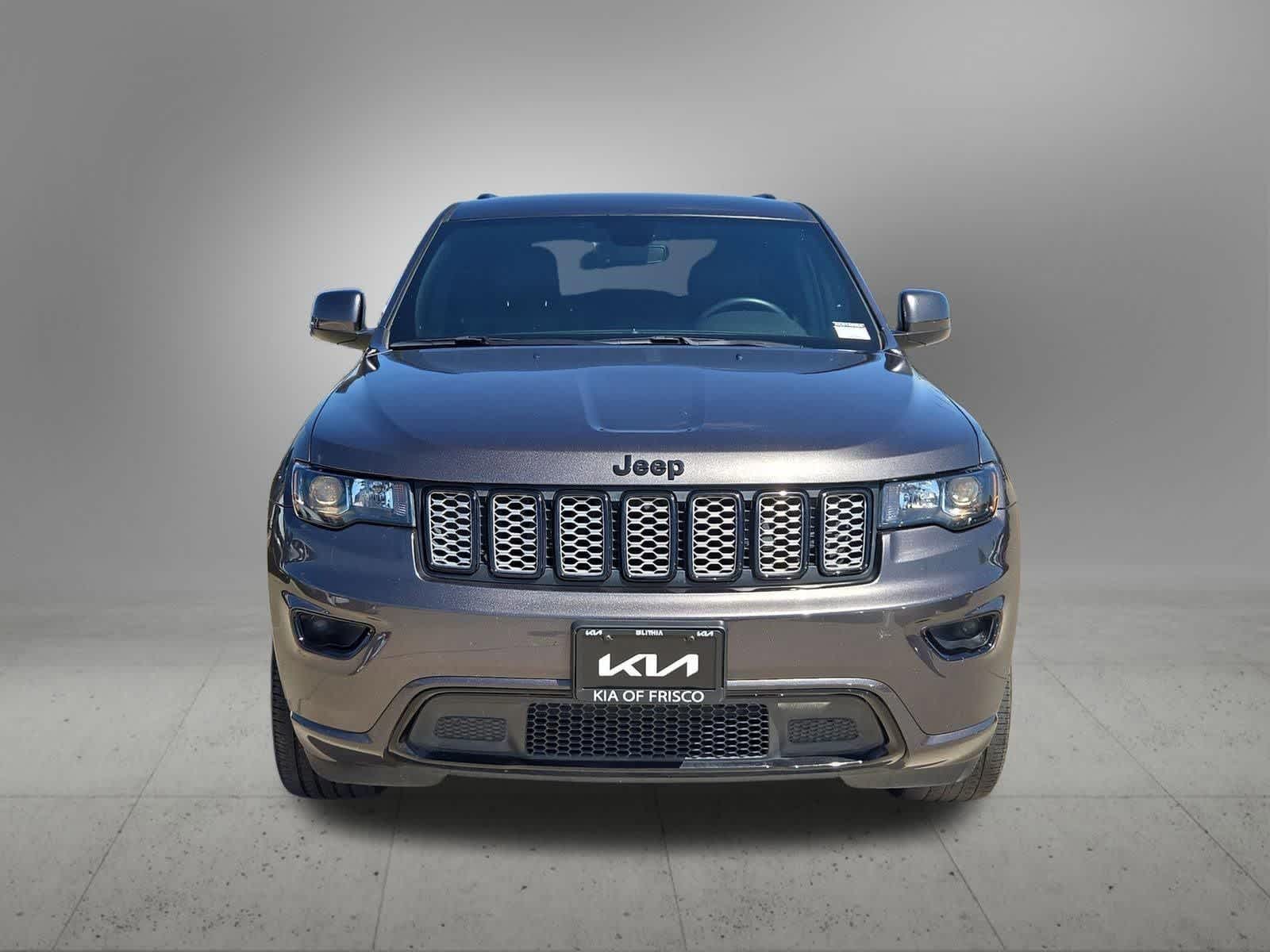 Thumbnail: 2019 Jeep Grand Cherokee - 8