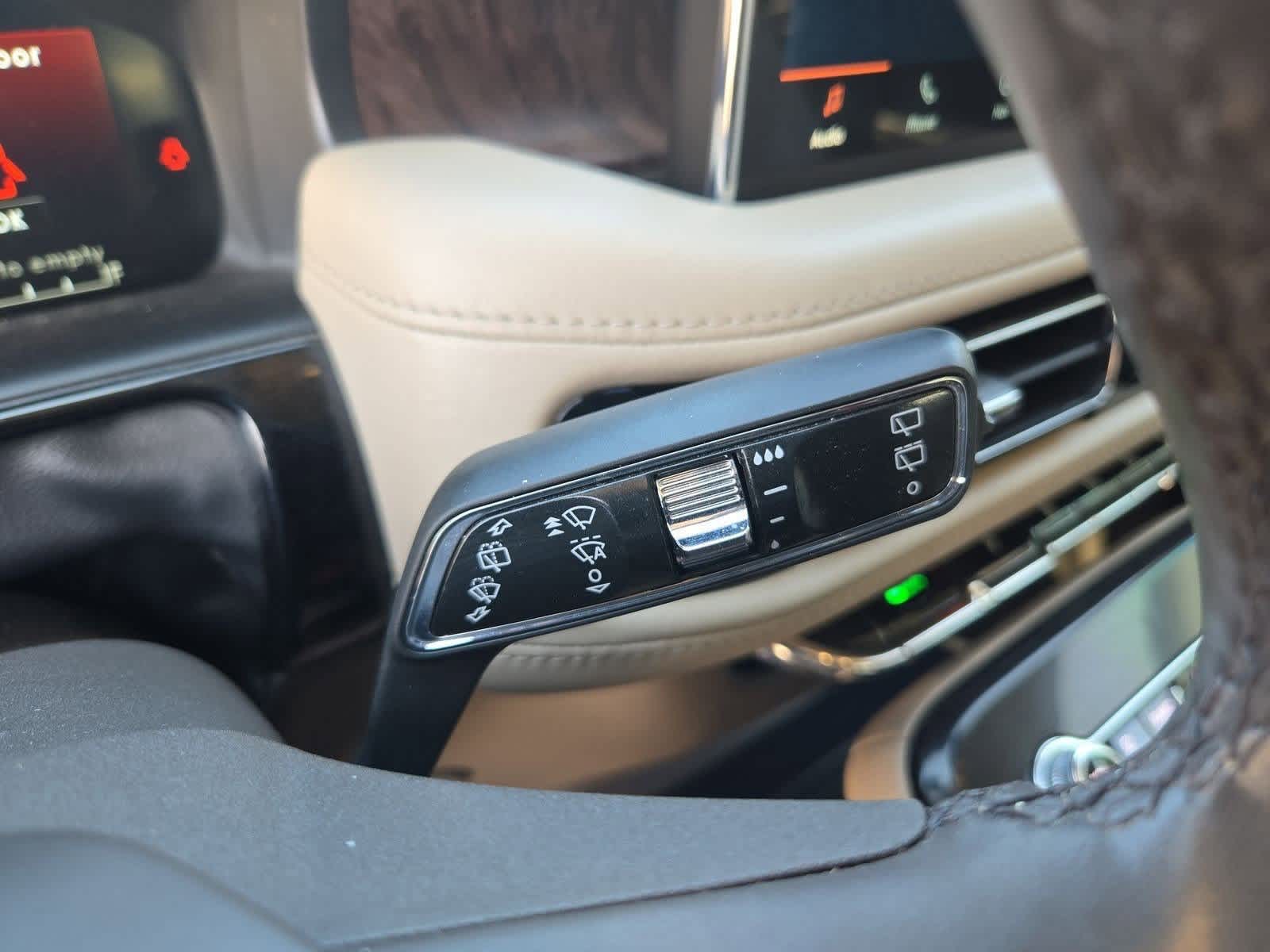 Thumbnail: 2022 Lincoln Nautilus - 24