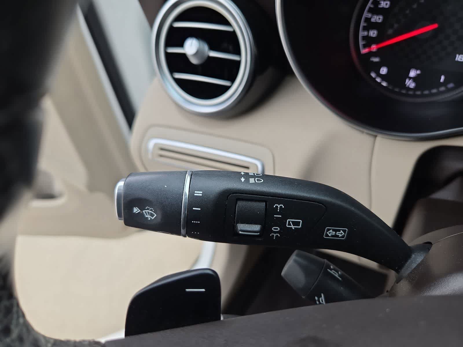 Thumbnail: 2018 Mercedes-Benz GLC - 25