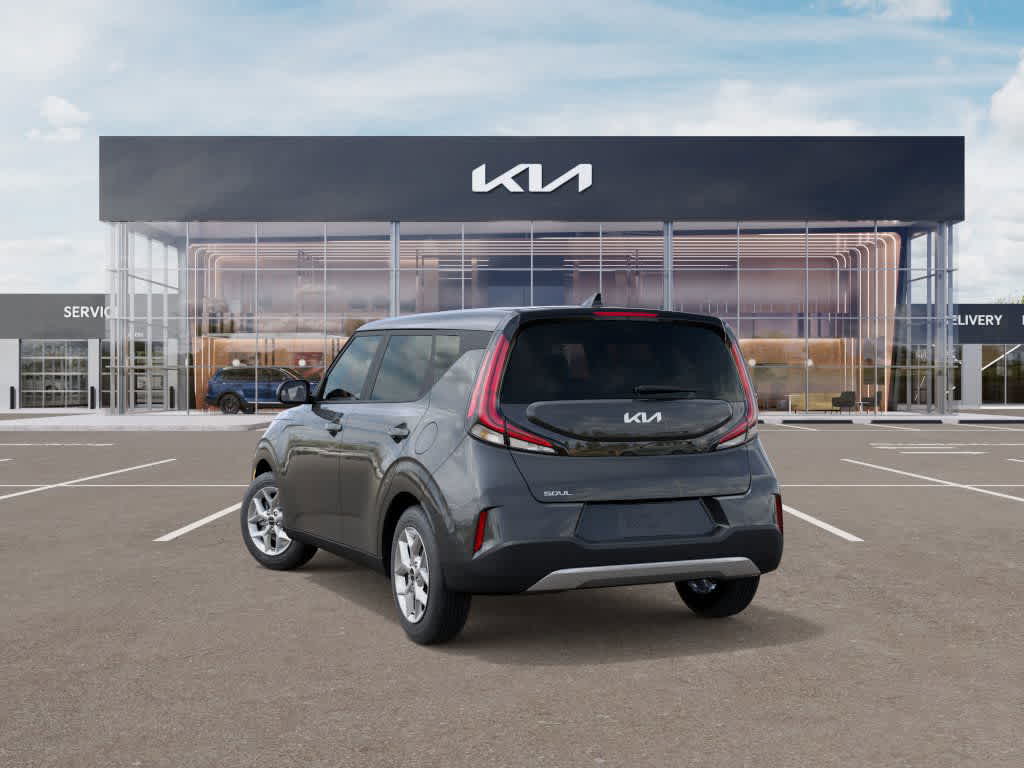 2025 Kia Soul LX photo 4