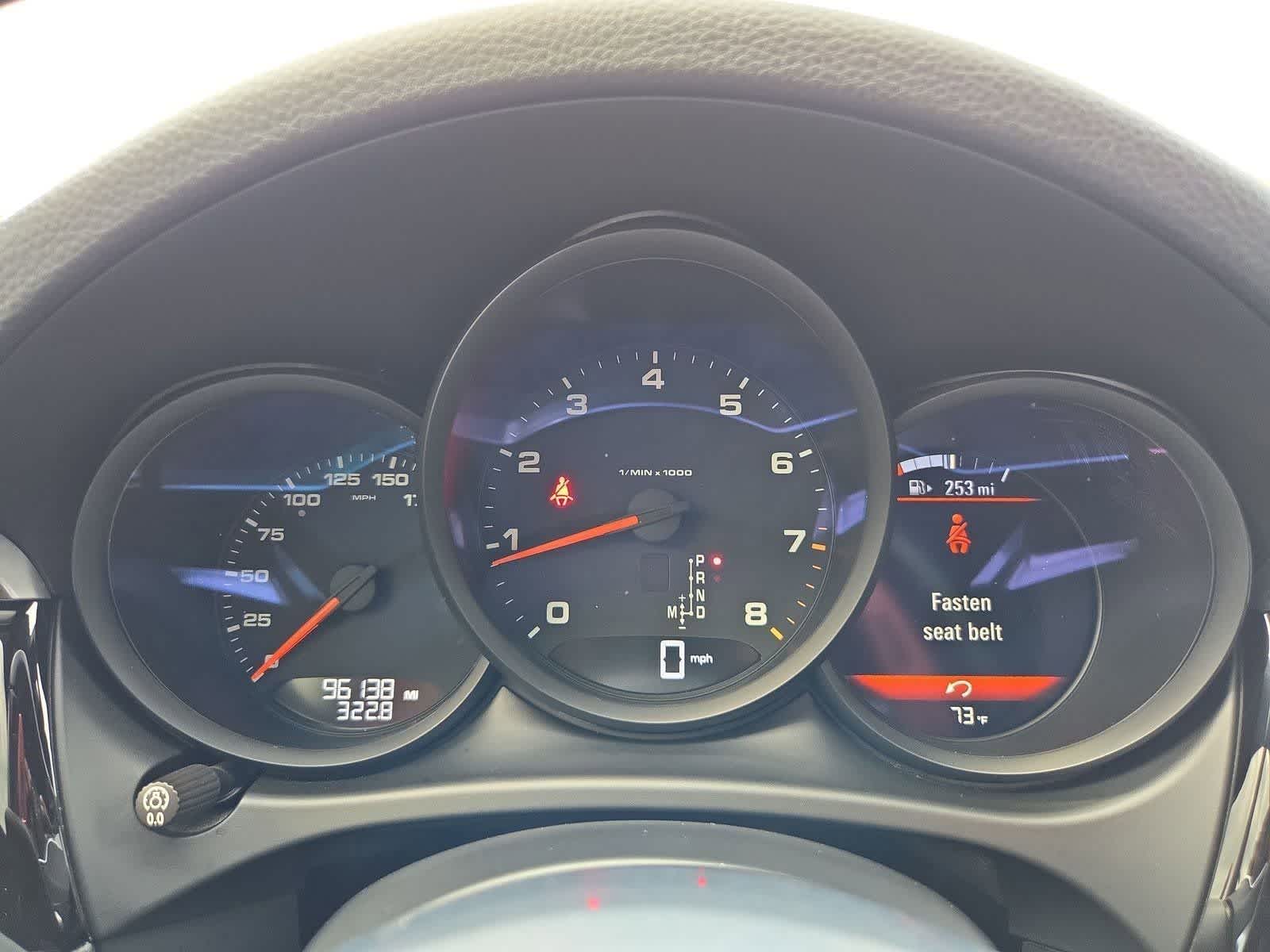 Thumbnail: 2020 Porsche Macan - 31