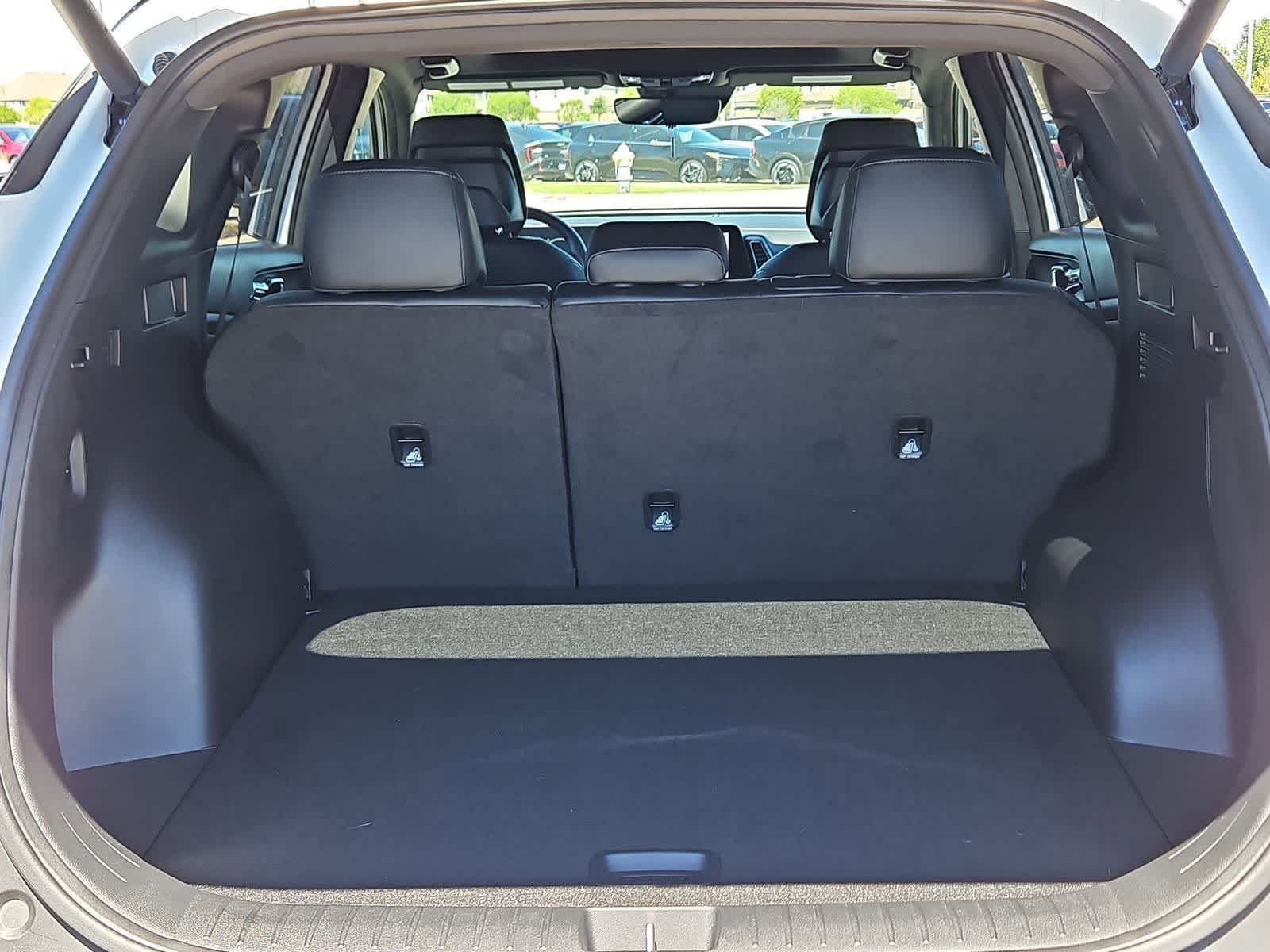 Thumbnail: 2024 Kia Sportage - 35