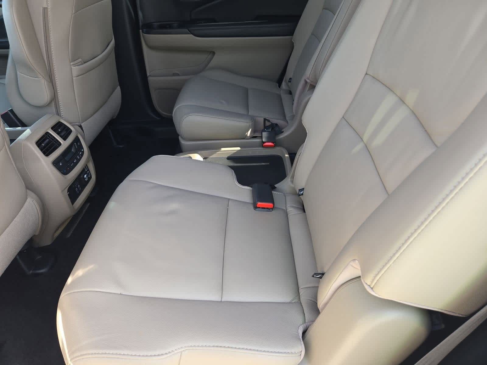 Thumbnail: 2022 Honda Pilot - 19