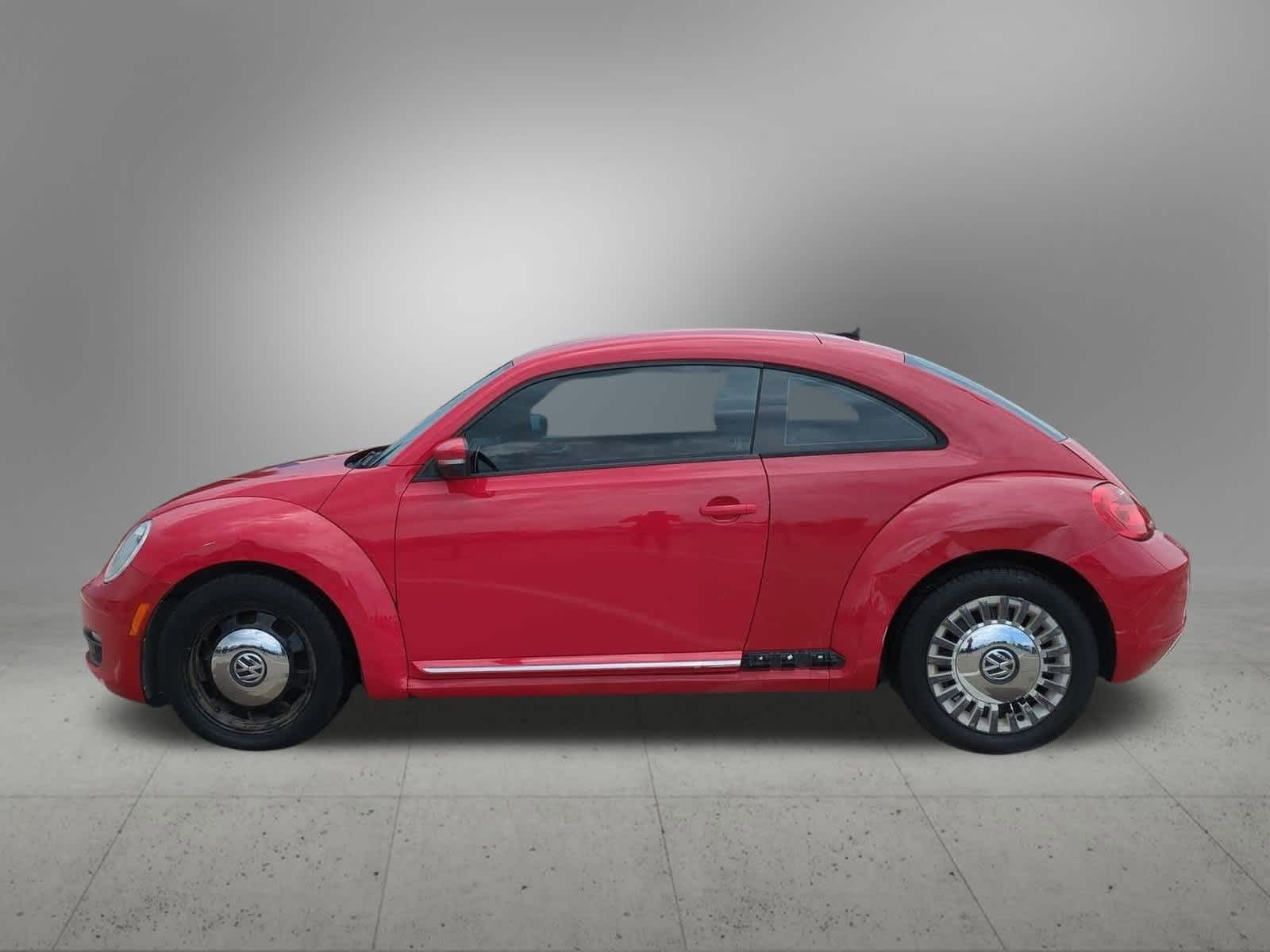 Thumbnail: 2014 Volkswagen Beetle - 3