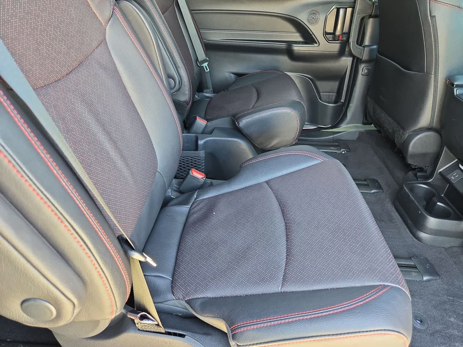Thumbnail: 2025 Toyota Sienna - 19