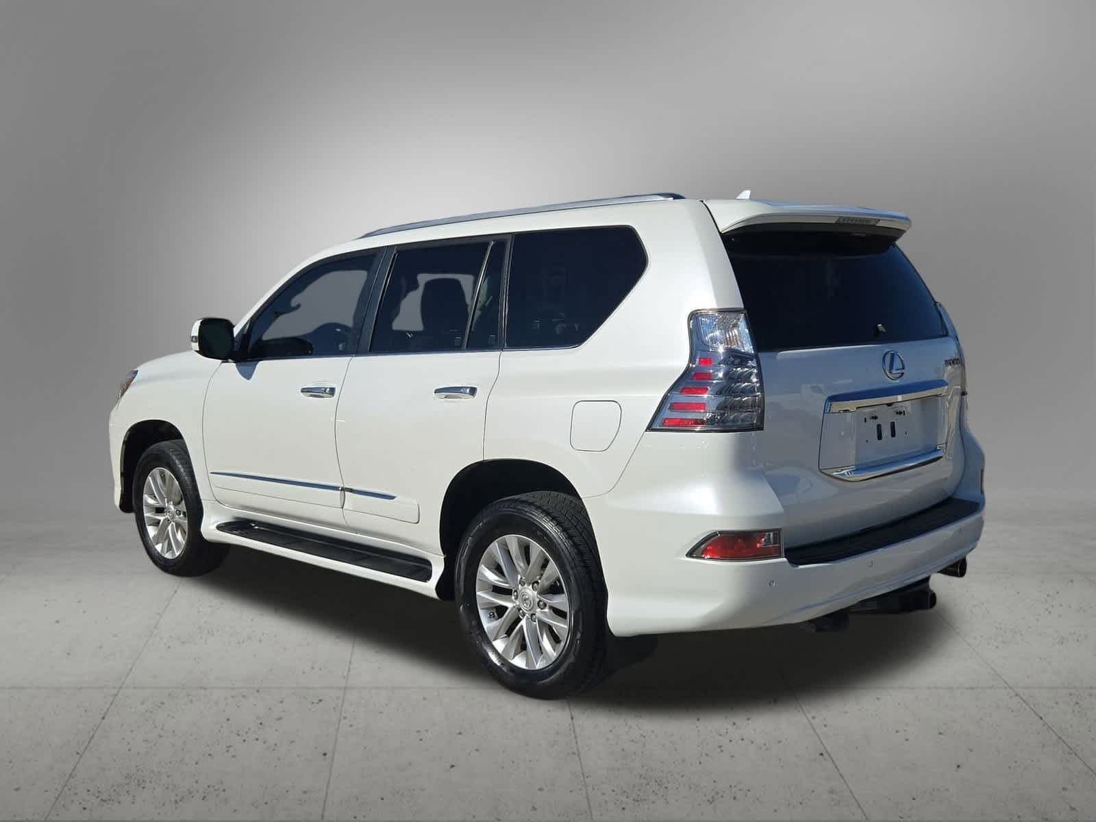 Thumbnail: 2014 Lexus GX - 4