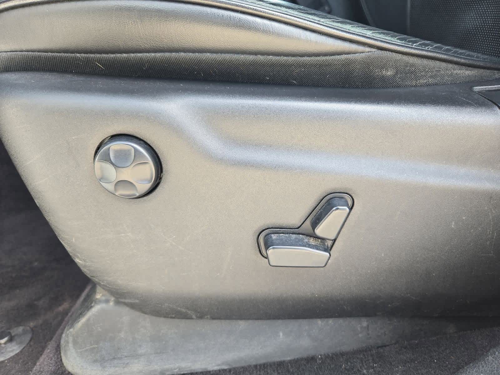 Thumbnail: 2016 Jeep Grand Cherokee - 16