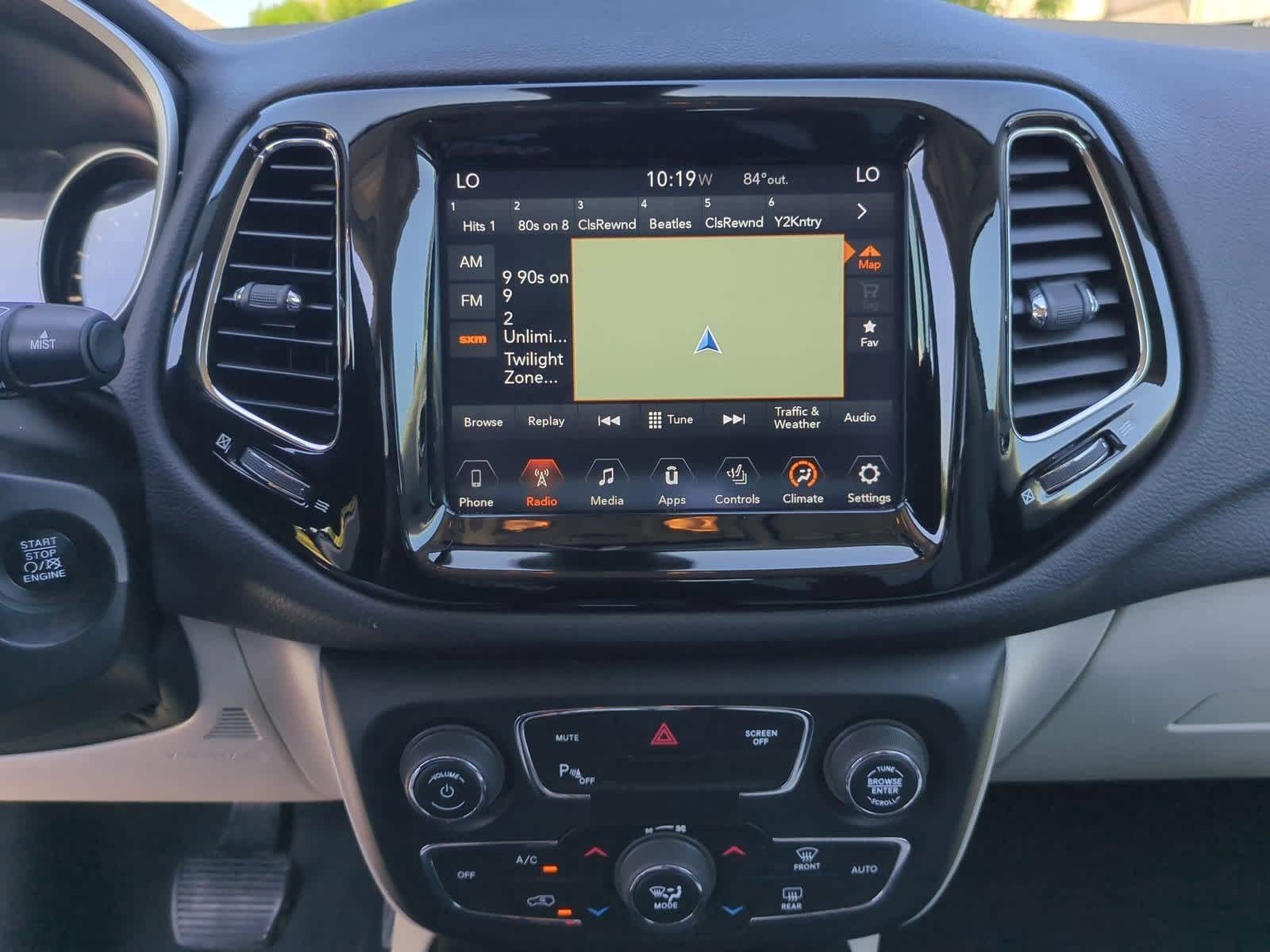 Thumbnail: 2018 Jeep Compass - 29