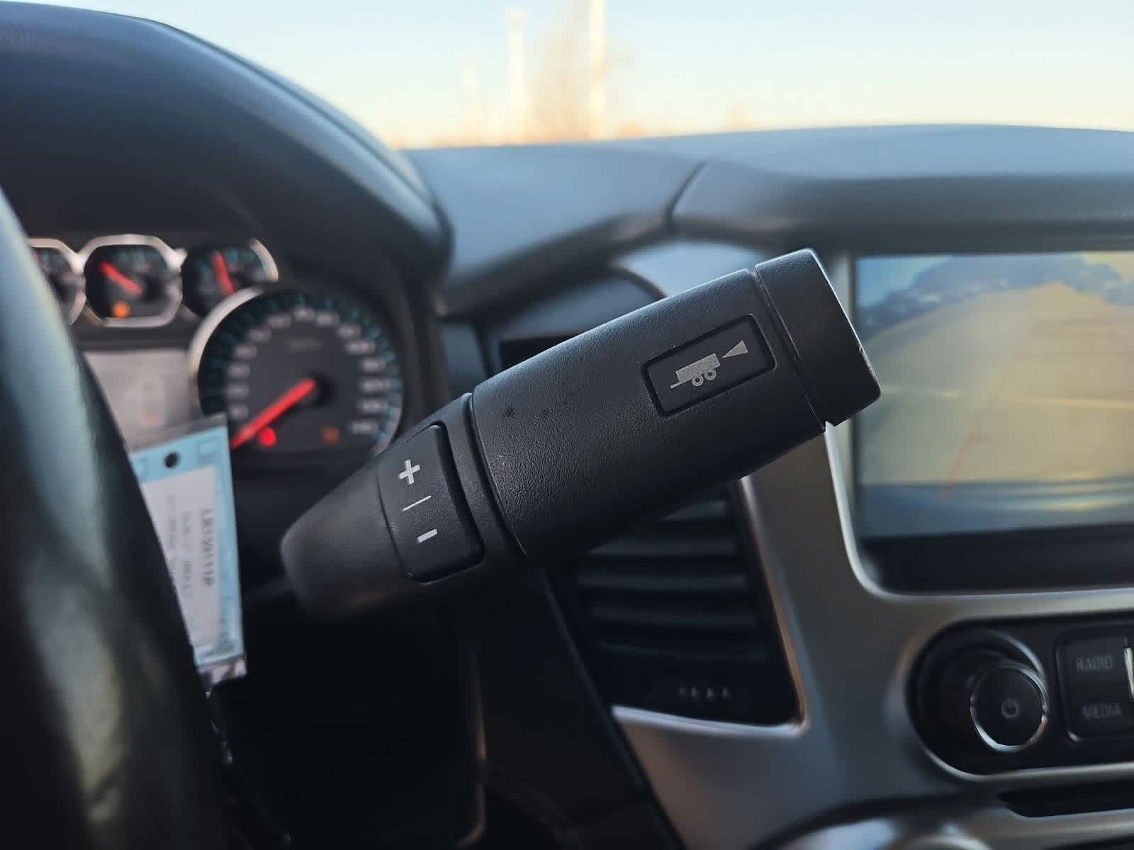 Thumbnail: 2020 Chevrolet Suburban - 32