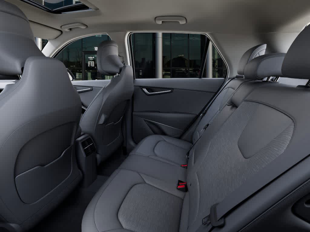 Thumbnail: 2026 Kia Niro - 18