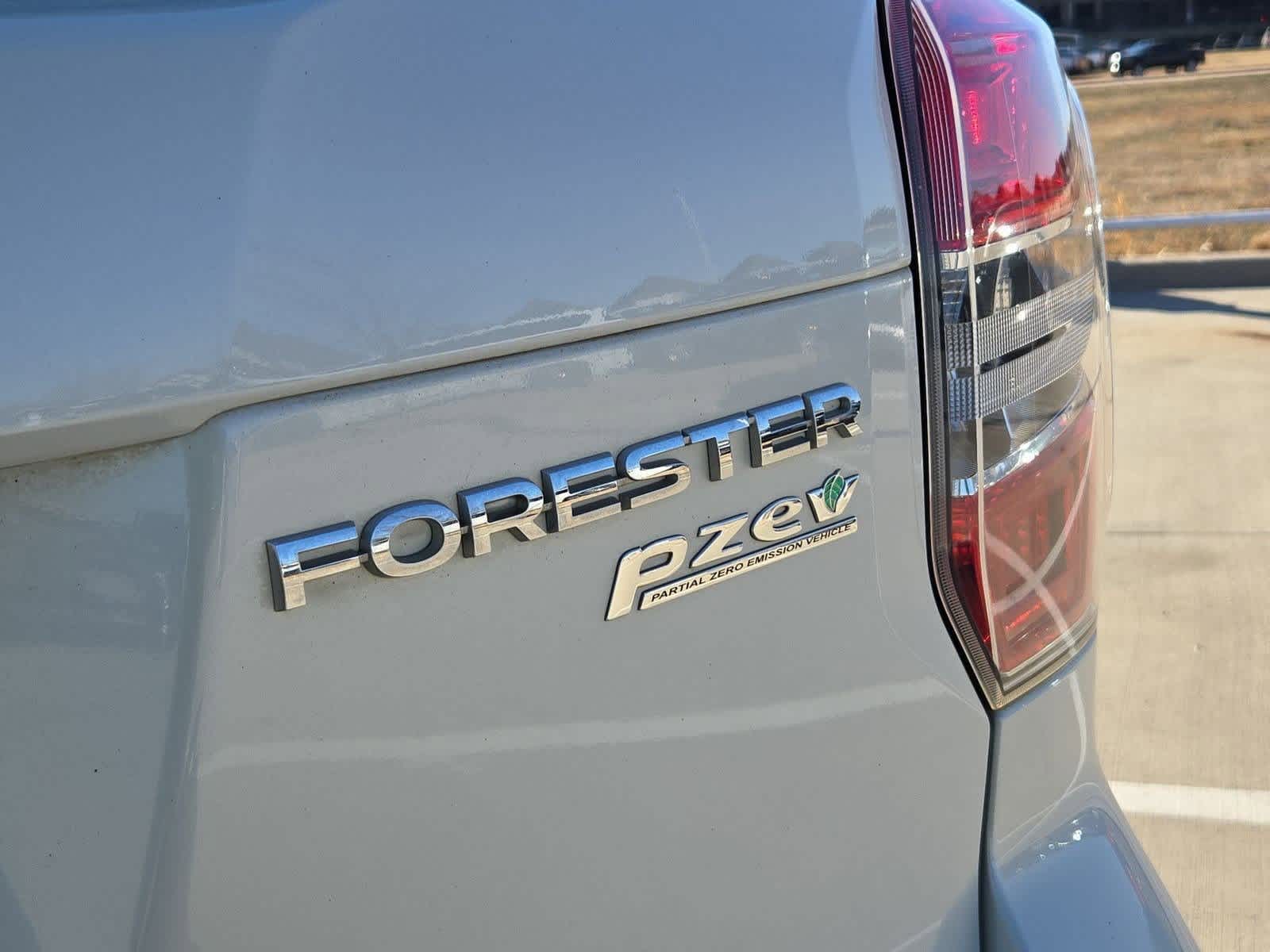 Thumbnail: 2015 Subaru Forester - 12