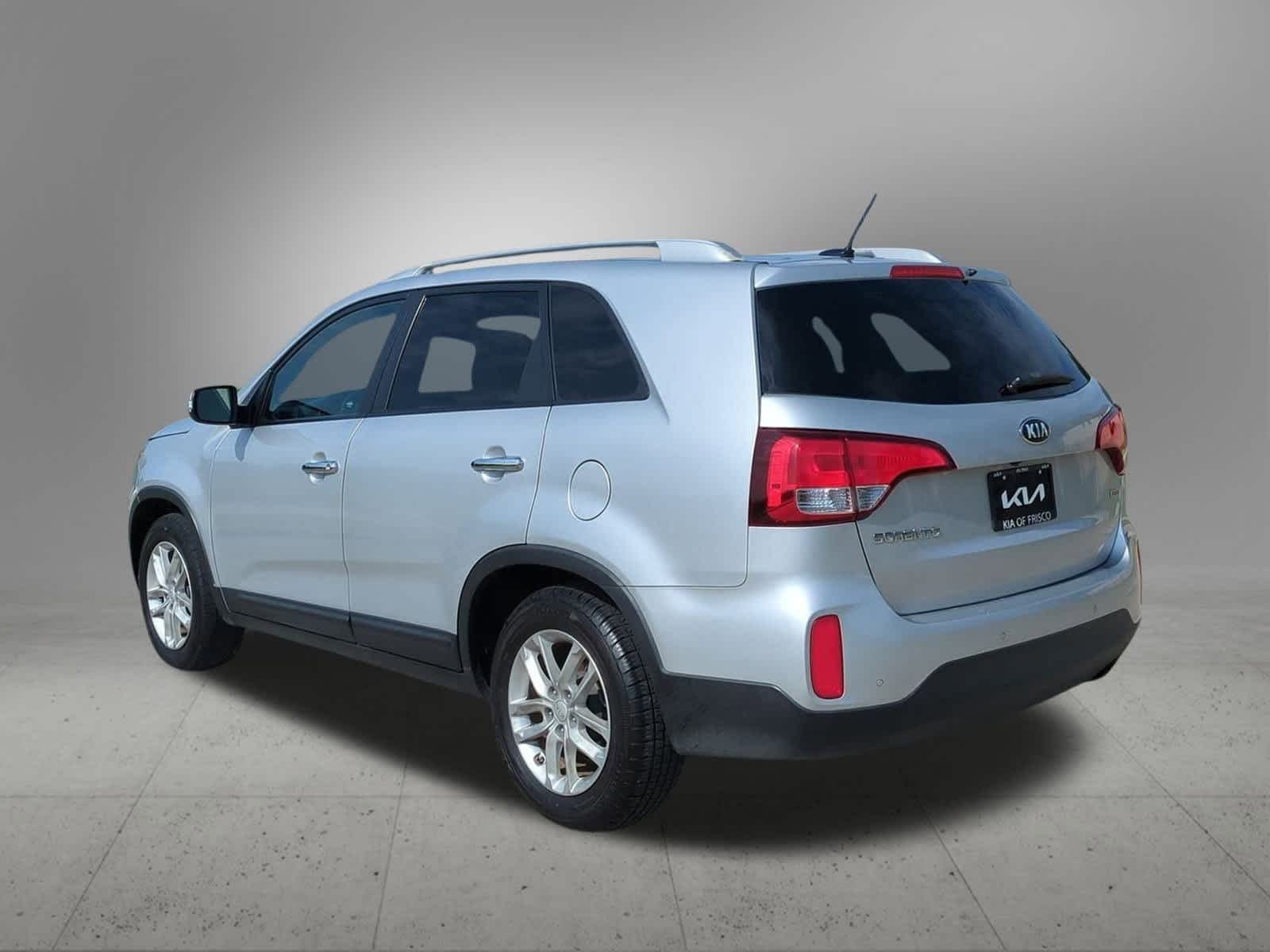 Thumbnail: 2014 Kia Sorento - 4