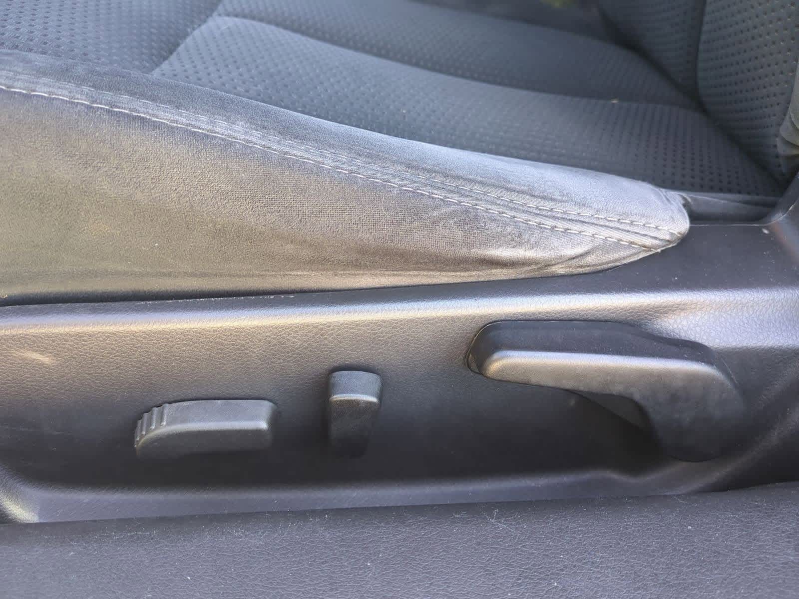 Thumbnail: 2011 Nissan Altima - 15