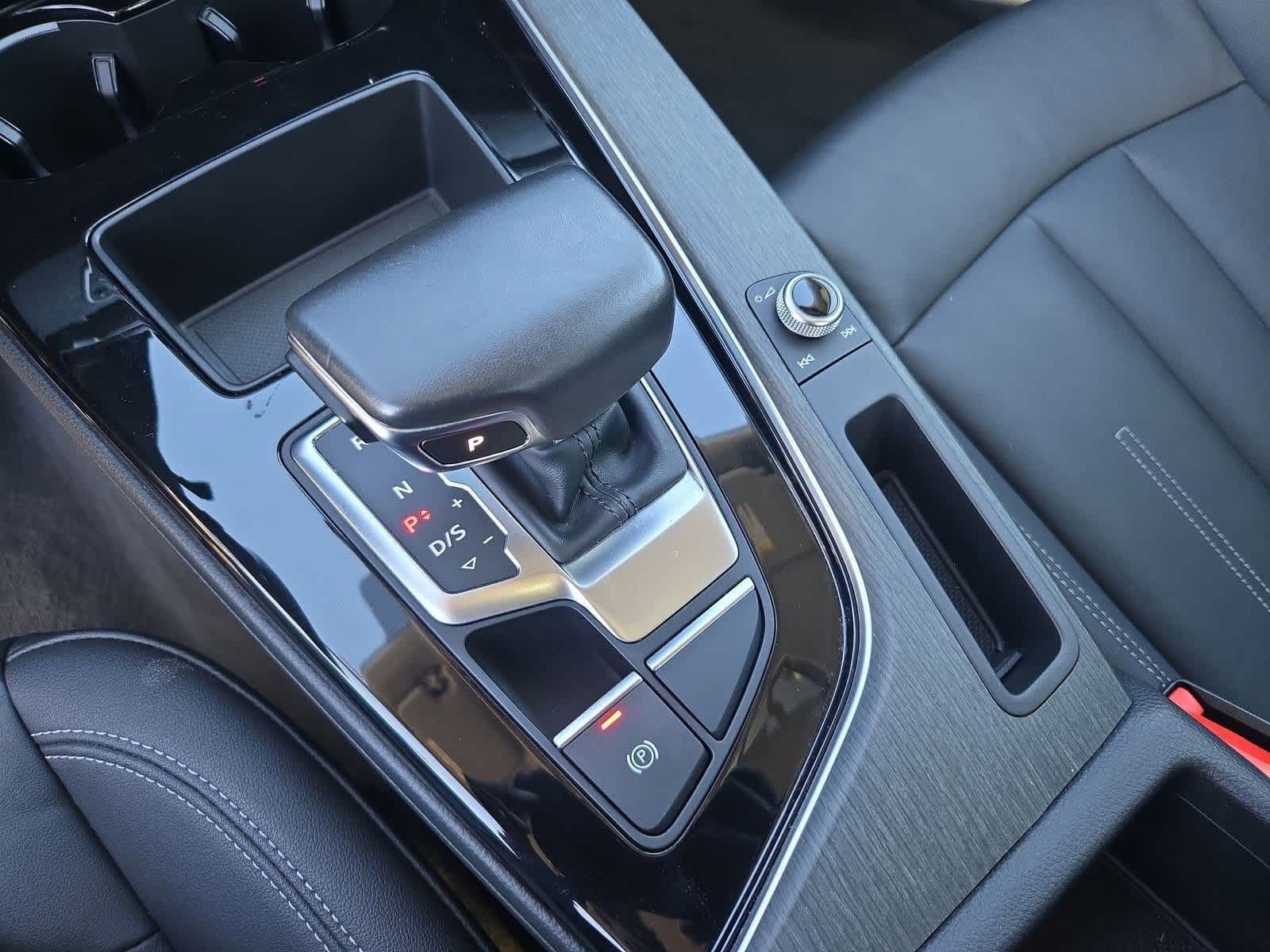 Thumbnail: 2021 Audi A4 - 31