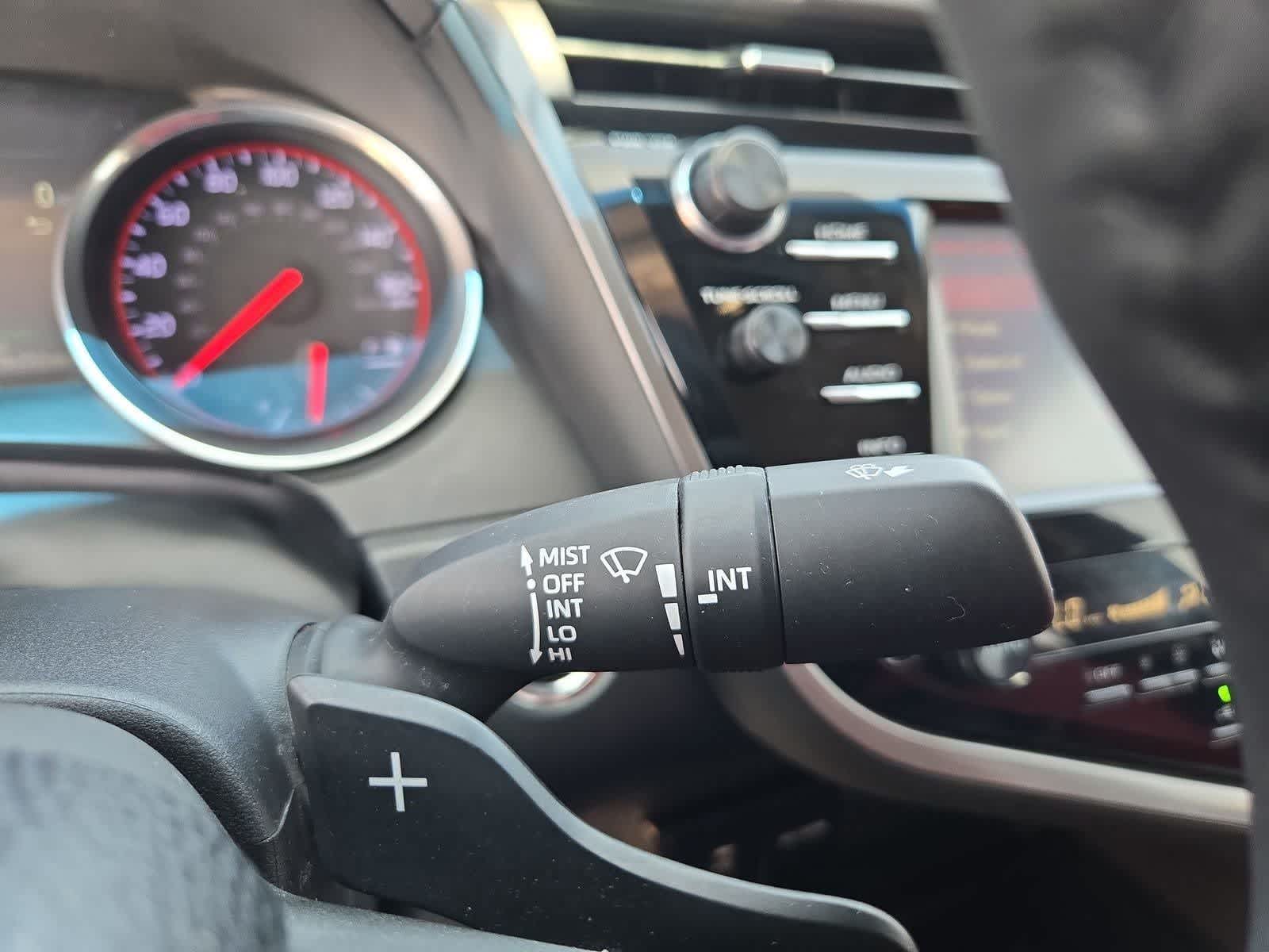2018 Toyota Camry XSE - Photo 23