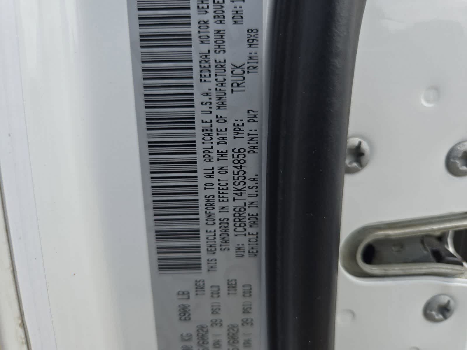 Thumbnail: 2019 RAM 1500 Classic - 34