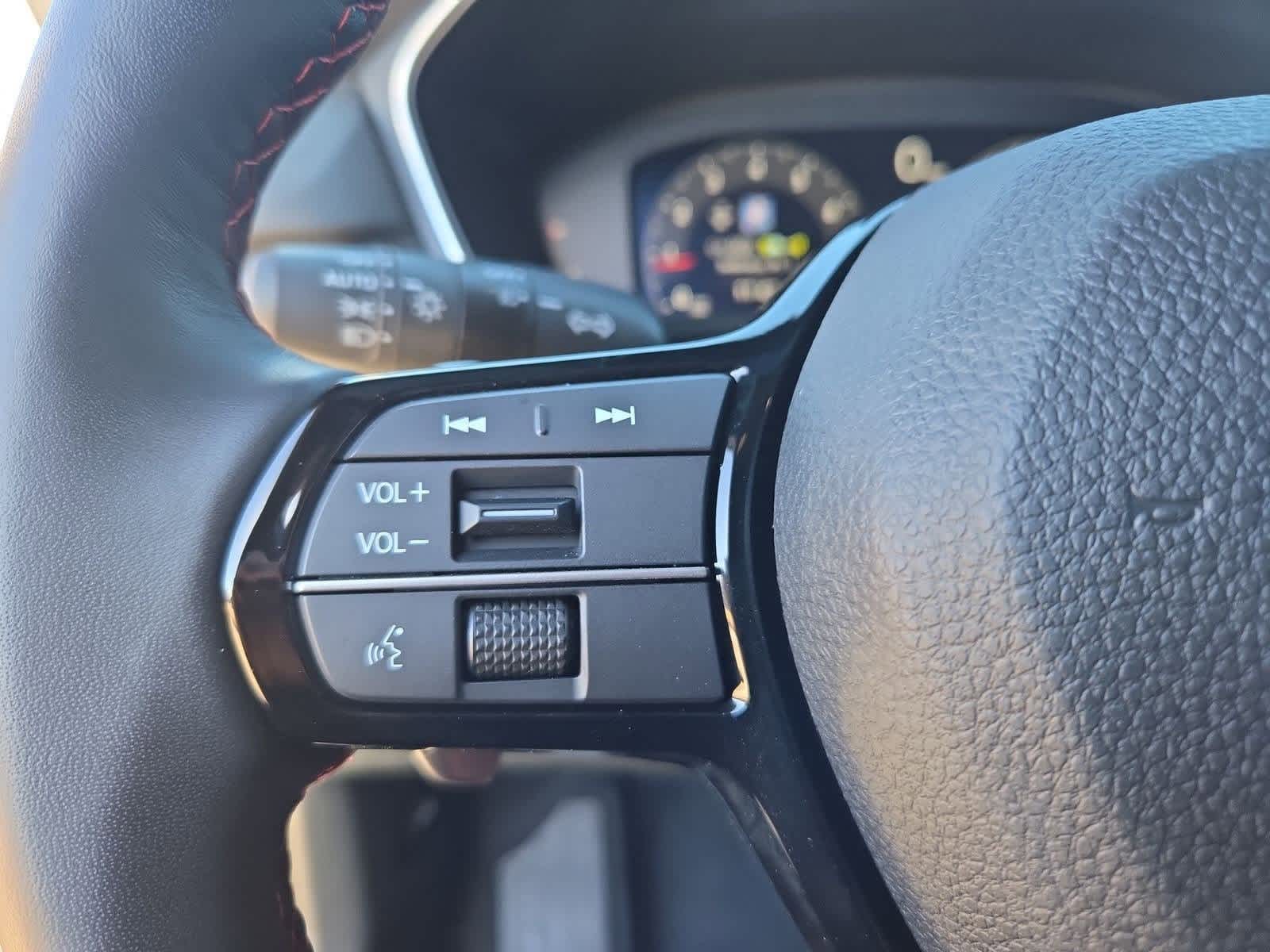 Thumbnail: 2024 Acura Integra - 24