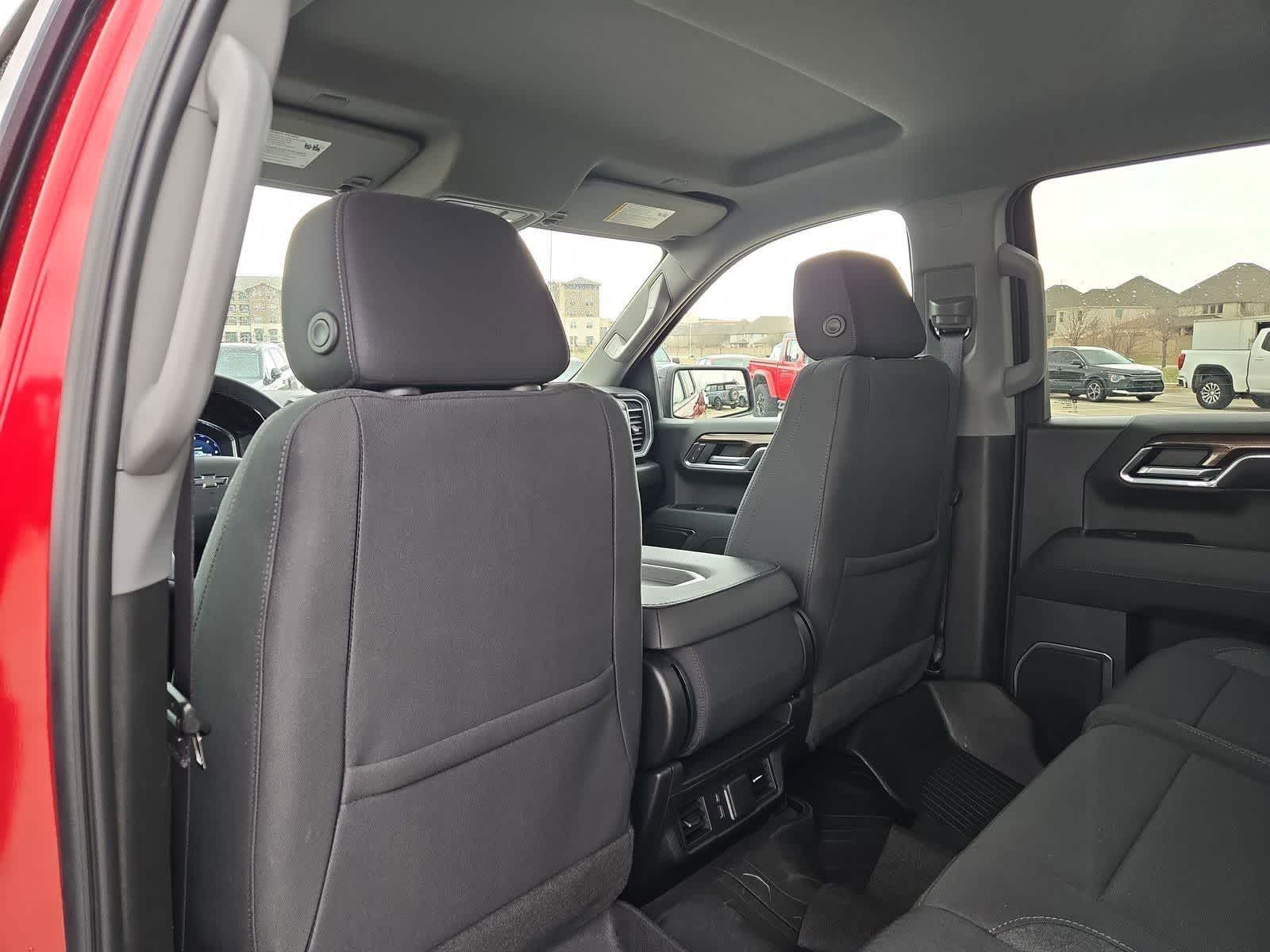 Thumbnail: 2023 Chevrolet Silverado 1500 - 16