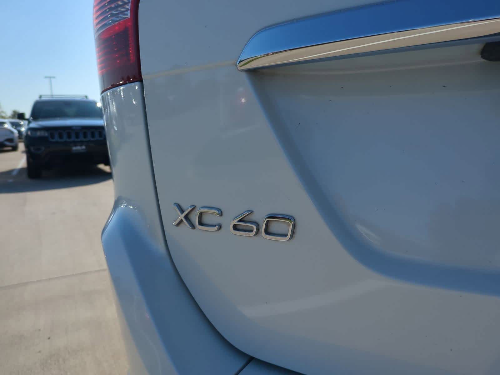 Thumbnail: 2016 Volvo XC60 - 11